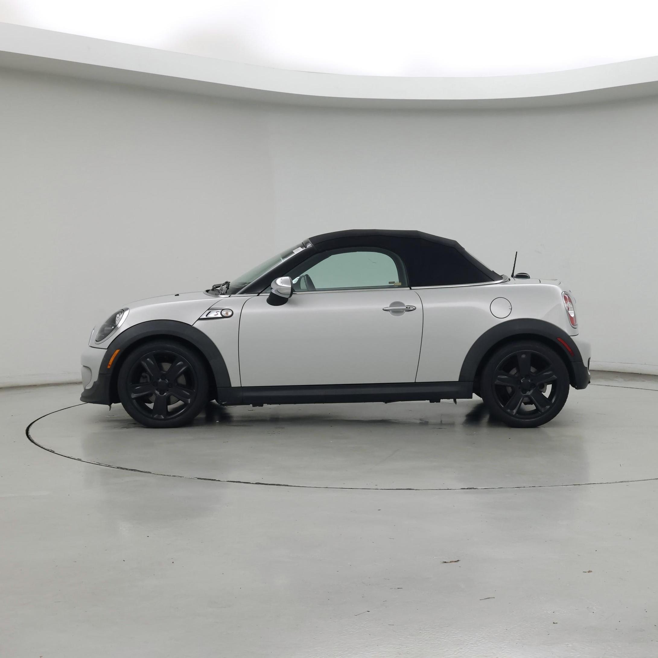Thumbnail: 2015 MINI Cooper Roadster - 3