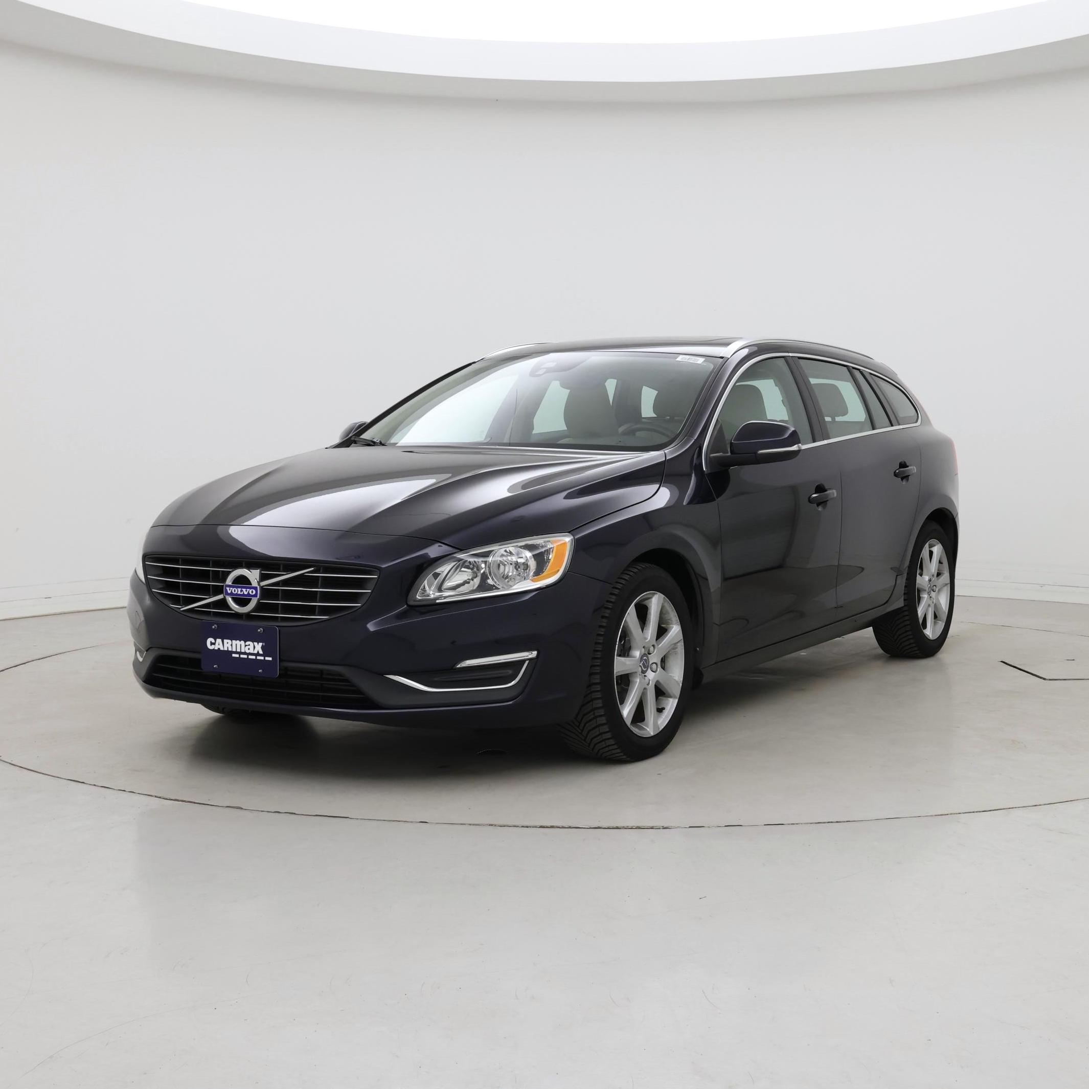 Thumbnail: 2017 Volvo V60 - 4