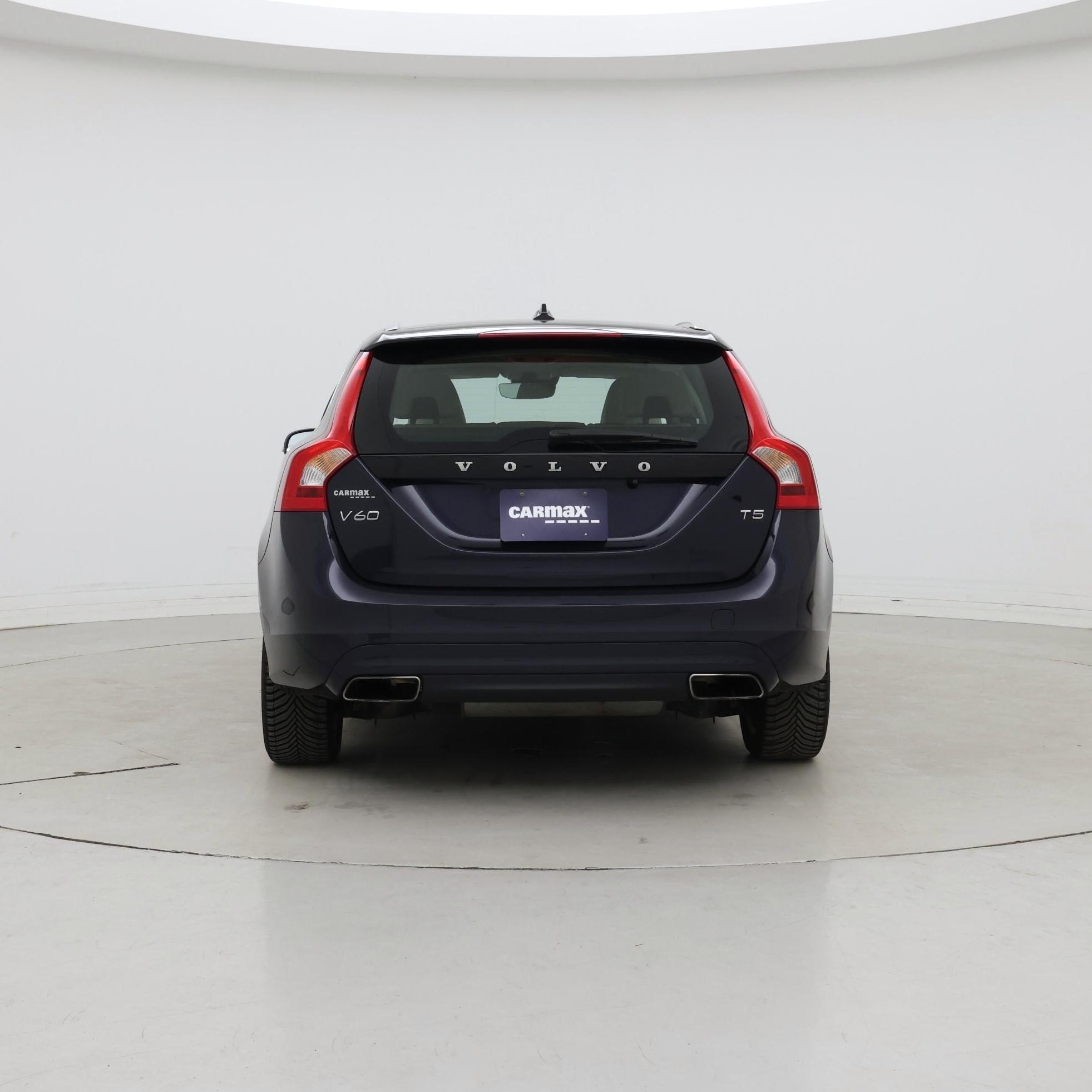 Thumbnail: 2017 Volvo V60 - 6