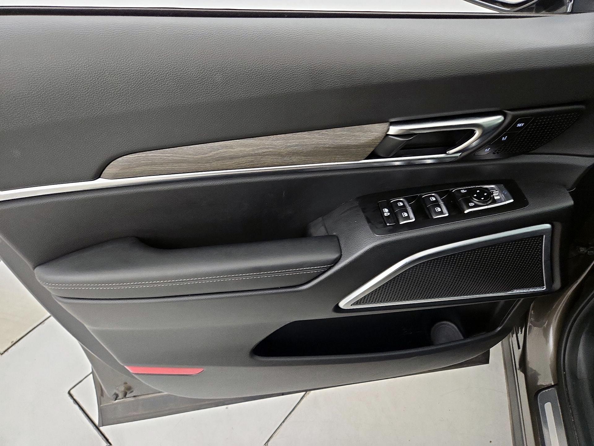 Thumbnail: 2022 Kia Telluride - 12