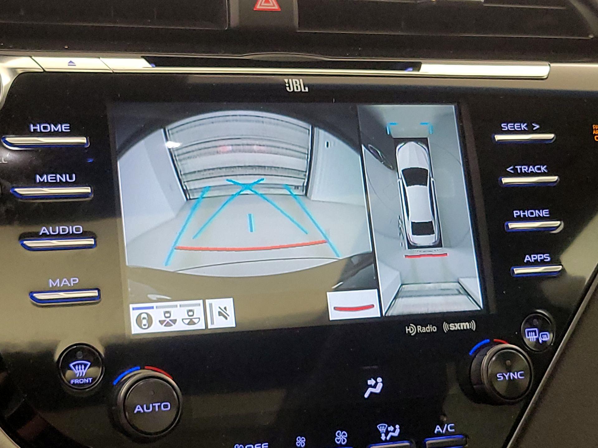 Thumbnail: 2020 Toyota Camry - 15