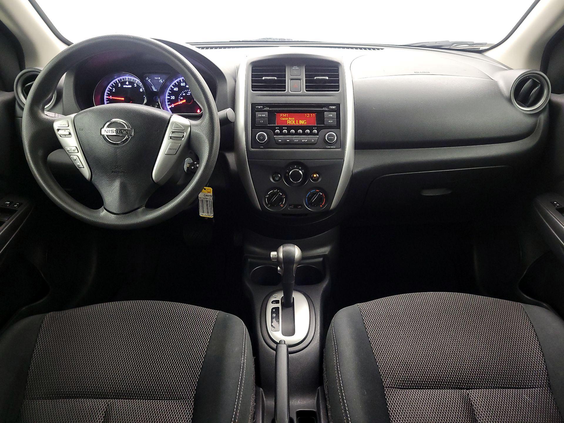 Thumbnail: 2016 Nissan Versa - 9