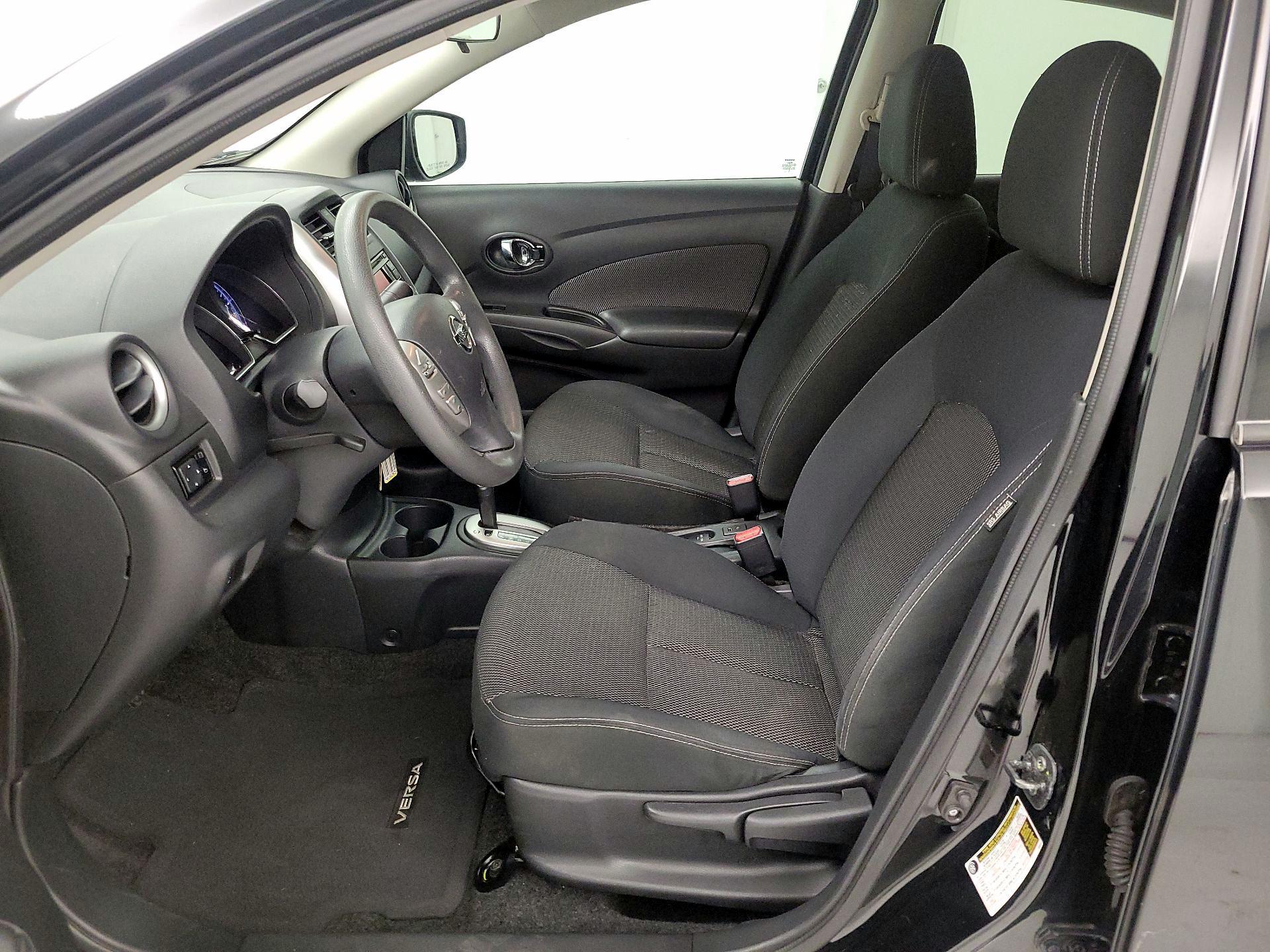 Thumbnail: 2016 Nissan Versa - 11