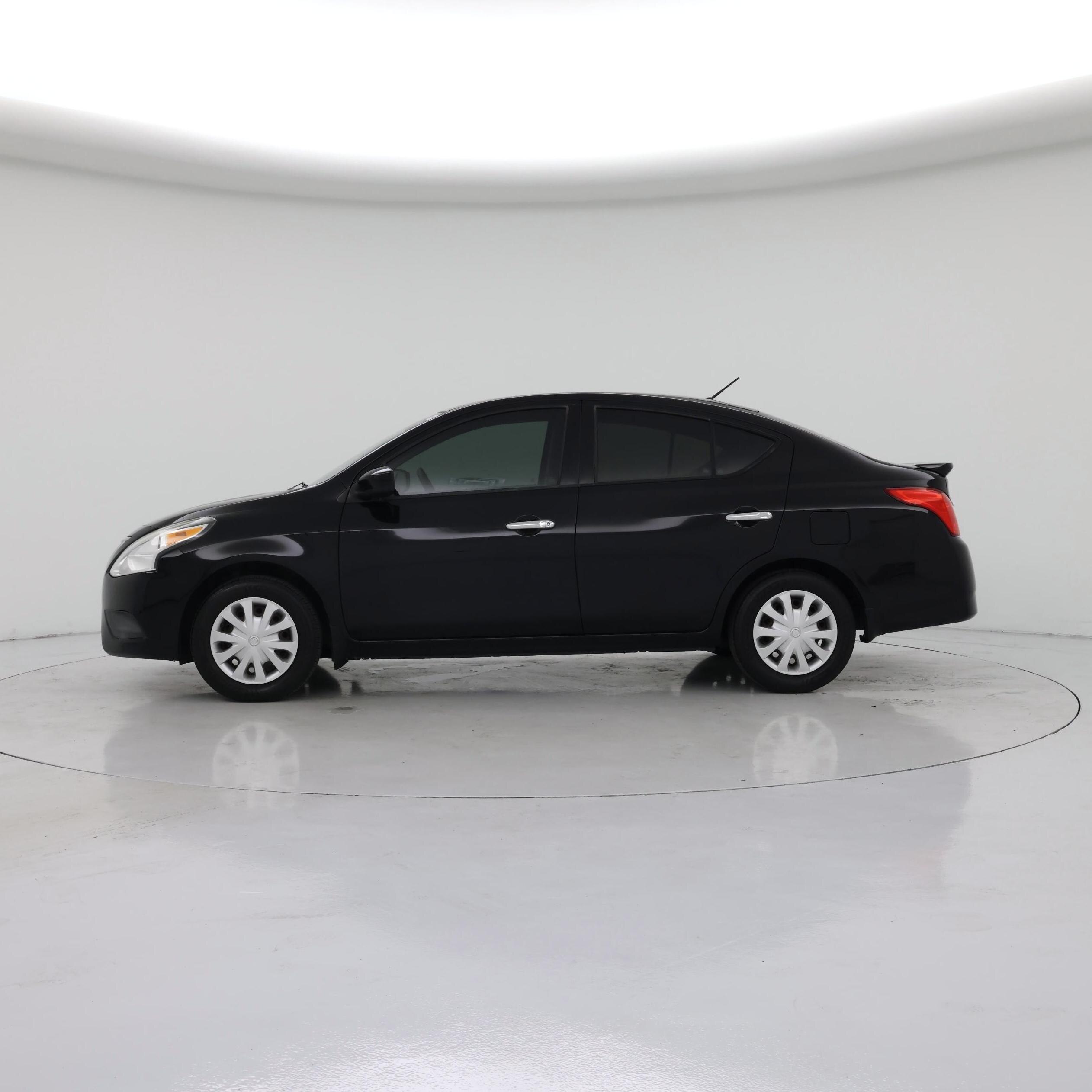 Thumbnail: 2016 Nissan Versa - 3