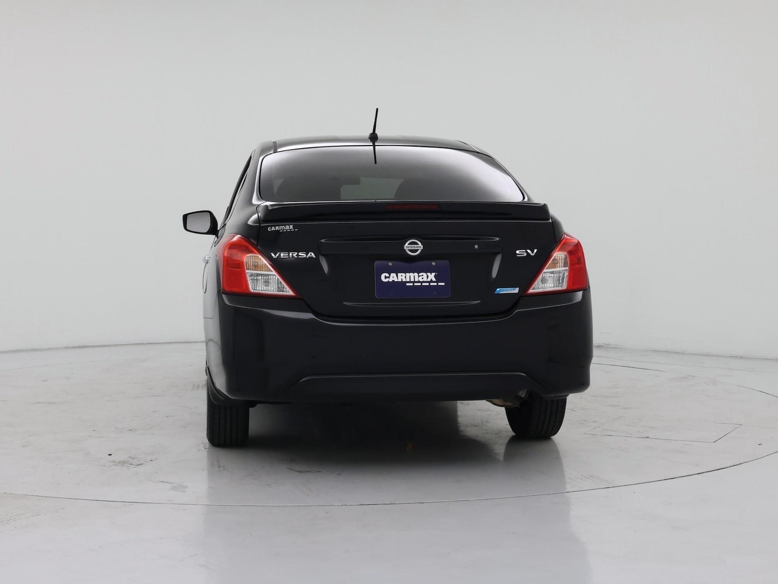 2016 Nissan Versa Sedan SV - Photo 7