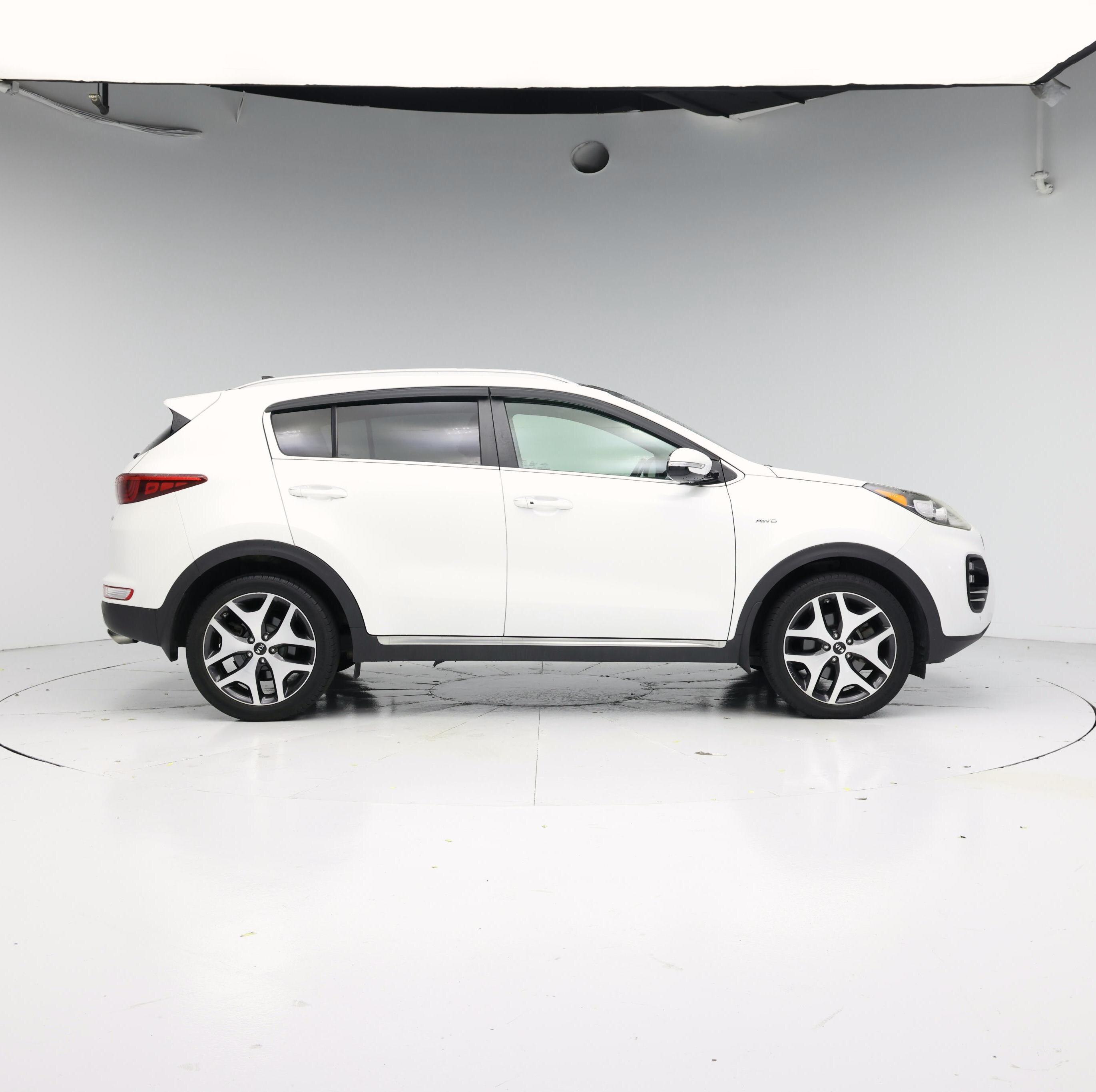 Thumbnail: 2017 Kia Sportage - 7