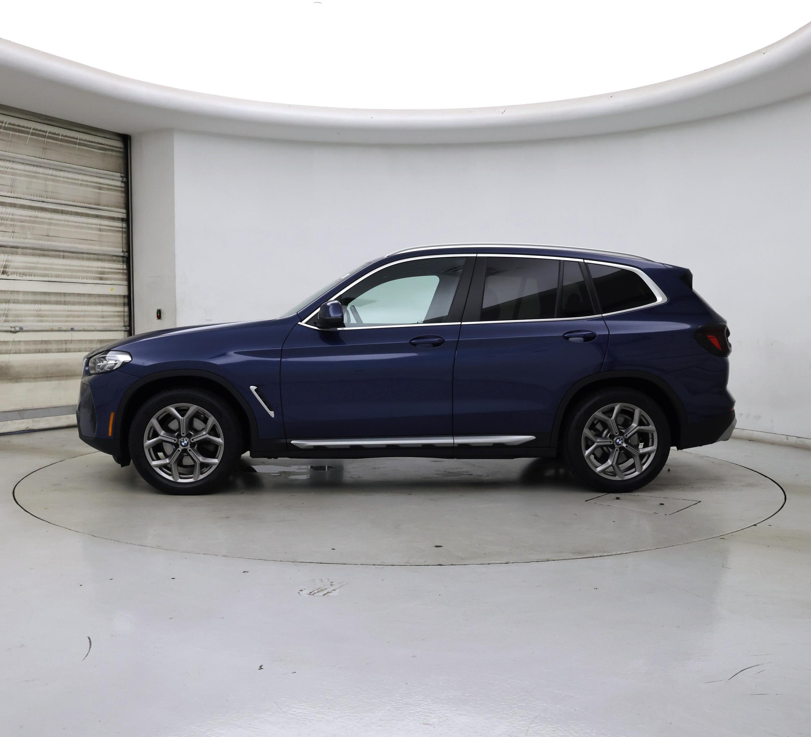 Thumbnail: 2022 BMW X3 - 3