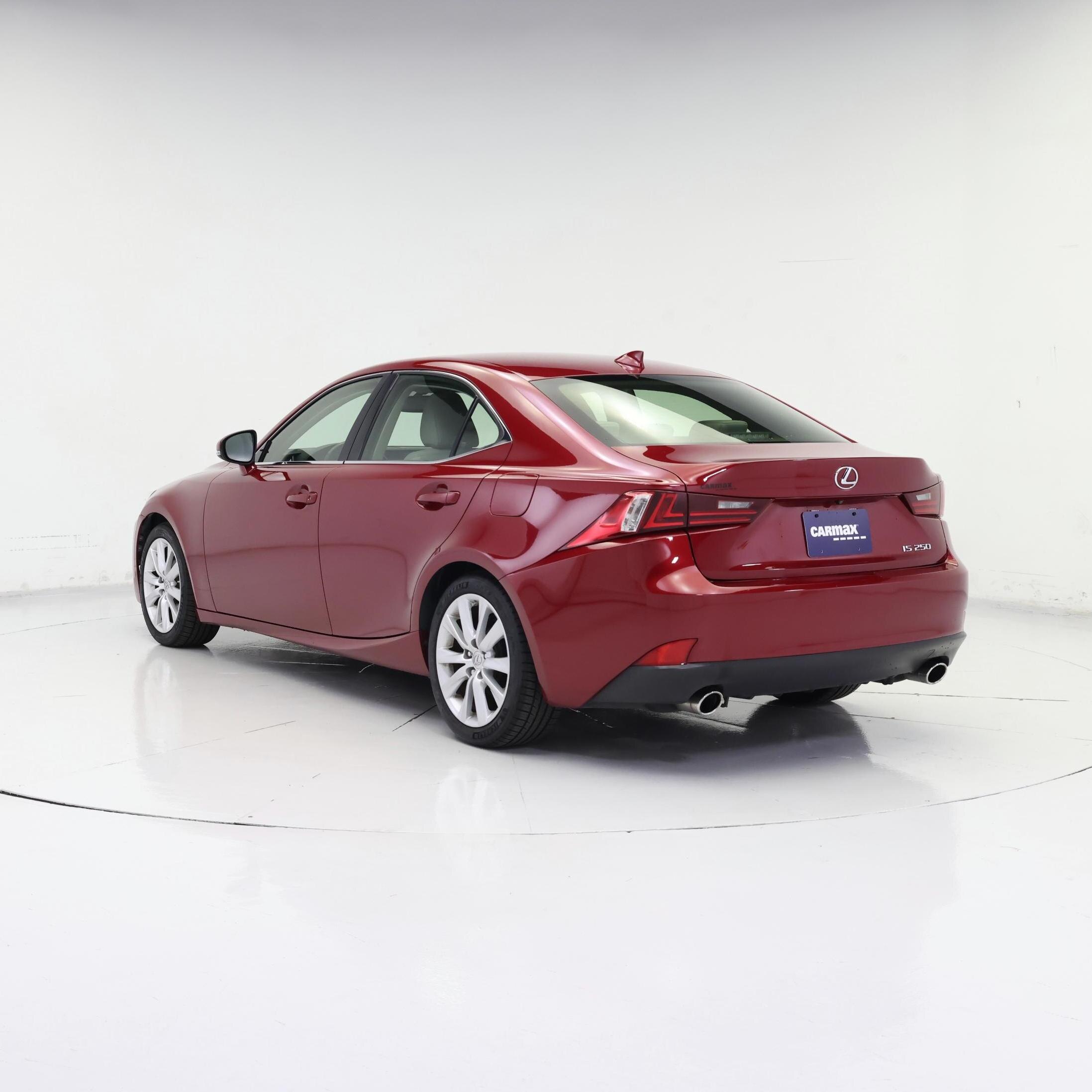 Thumbnail: 2015 Lexus IS - 2