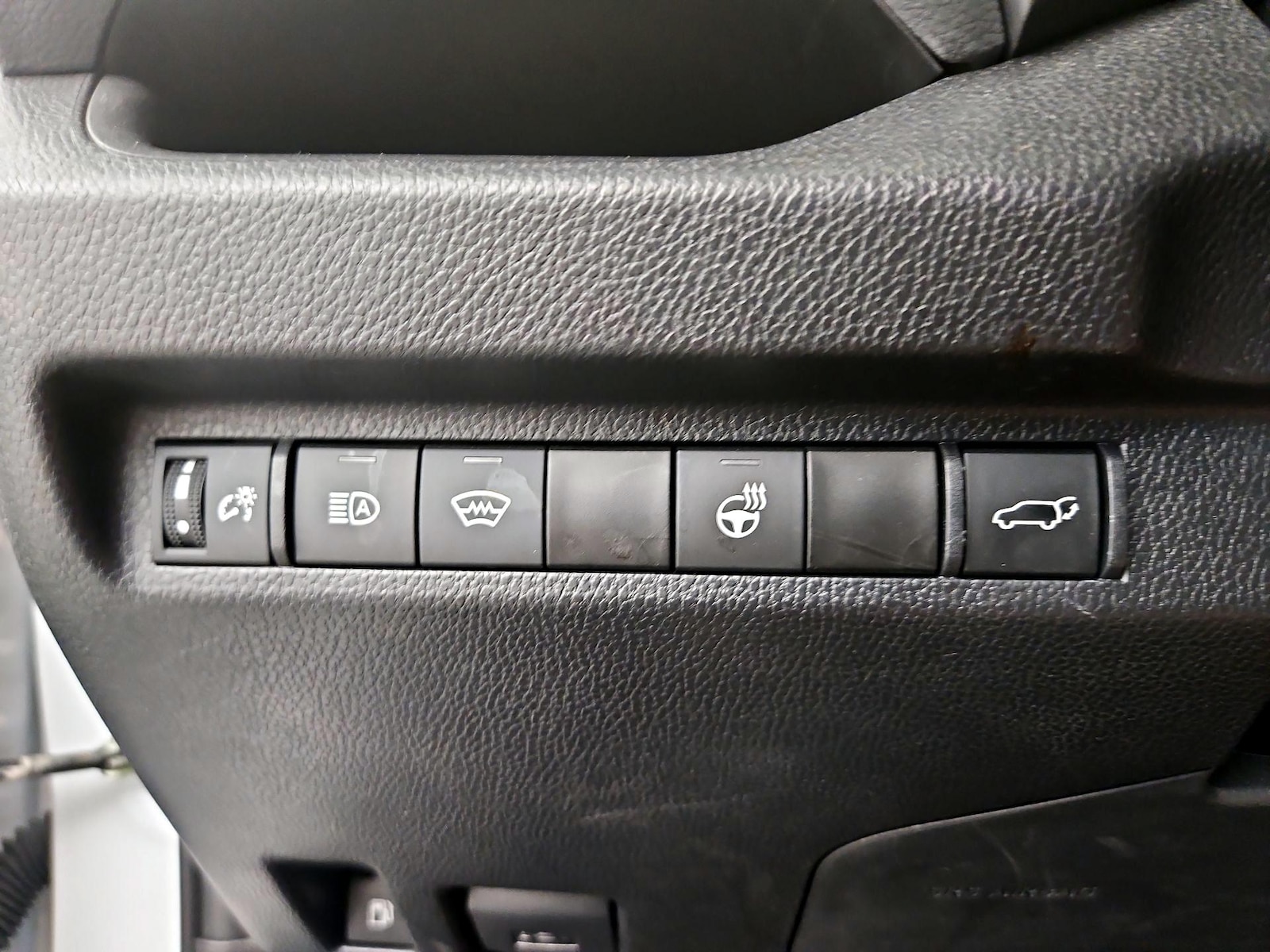 2024 Toyota RAV4 XLE Premium - Photo 14