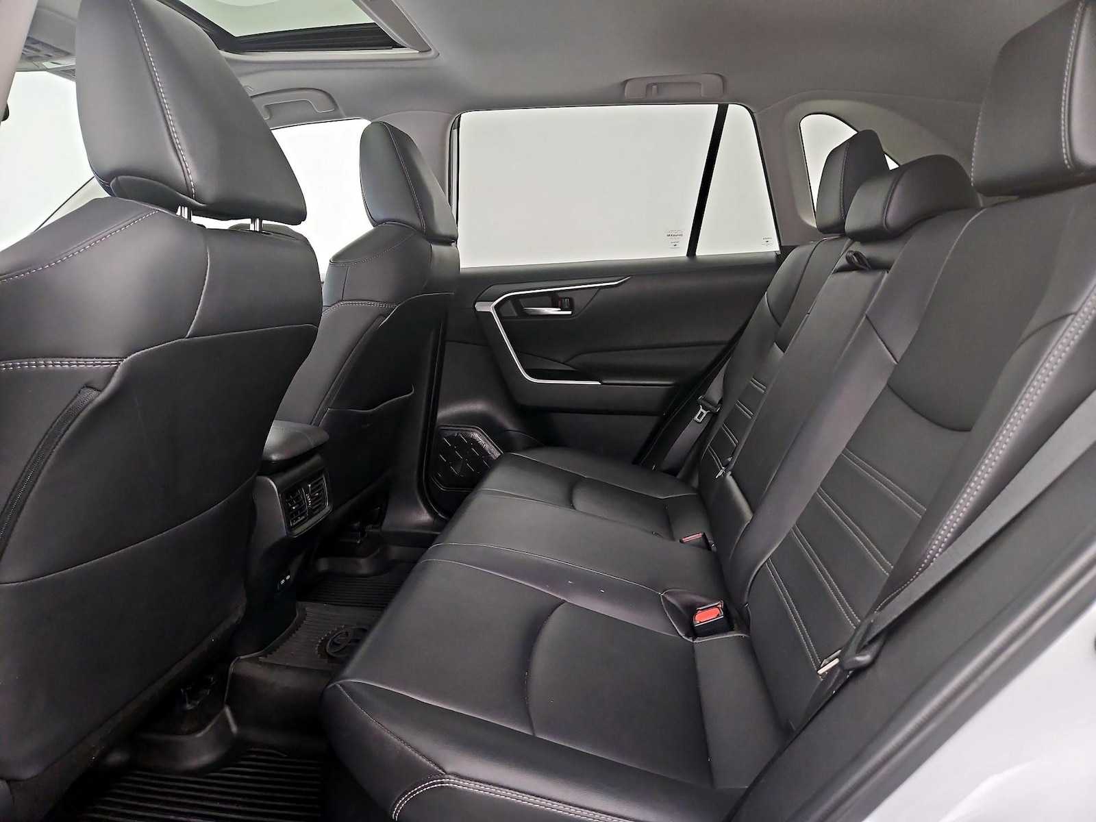 2024 Toyota RAV4 XLE Premium - Photo 21
