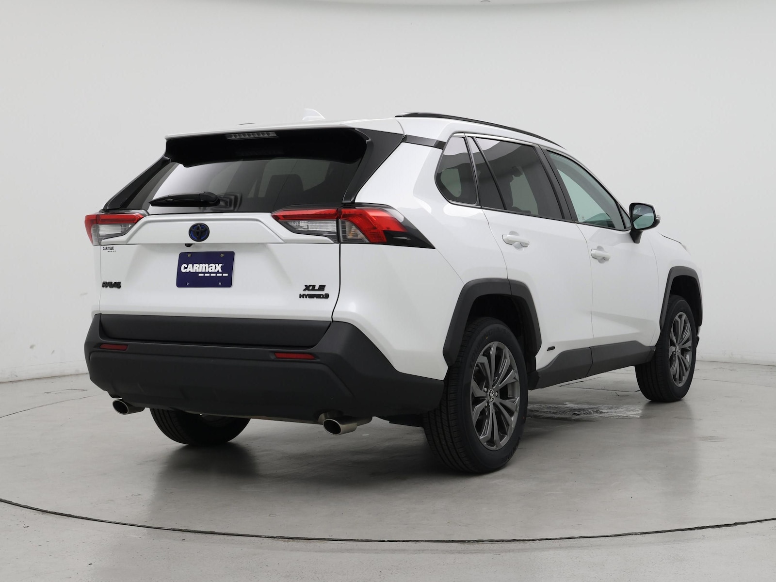 2024 Toyota RAV4 XLE Premium - Photo 9