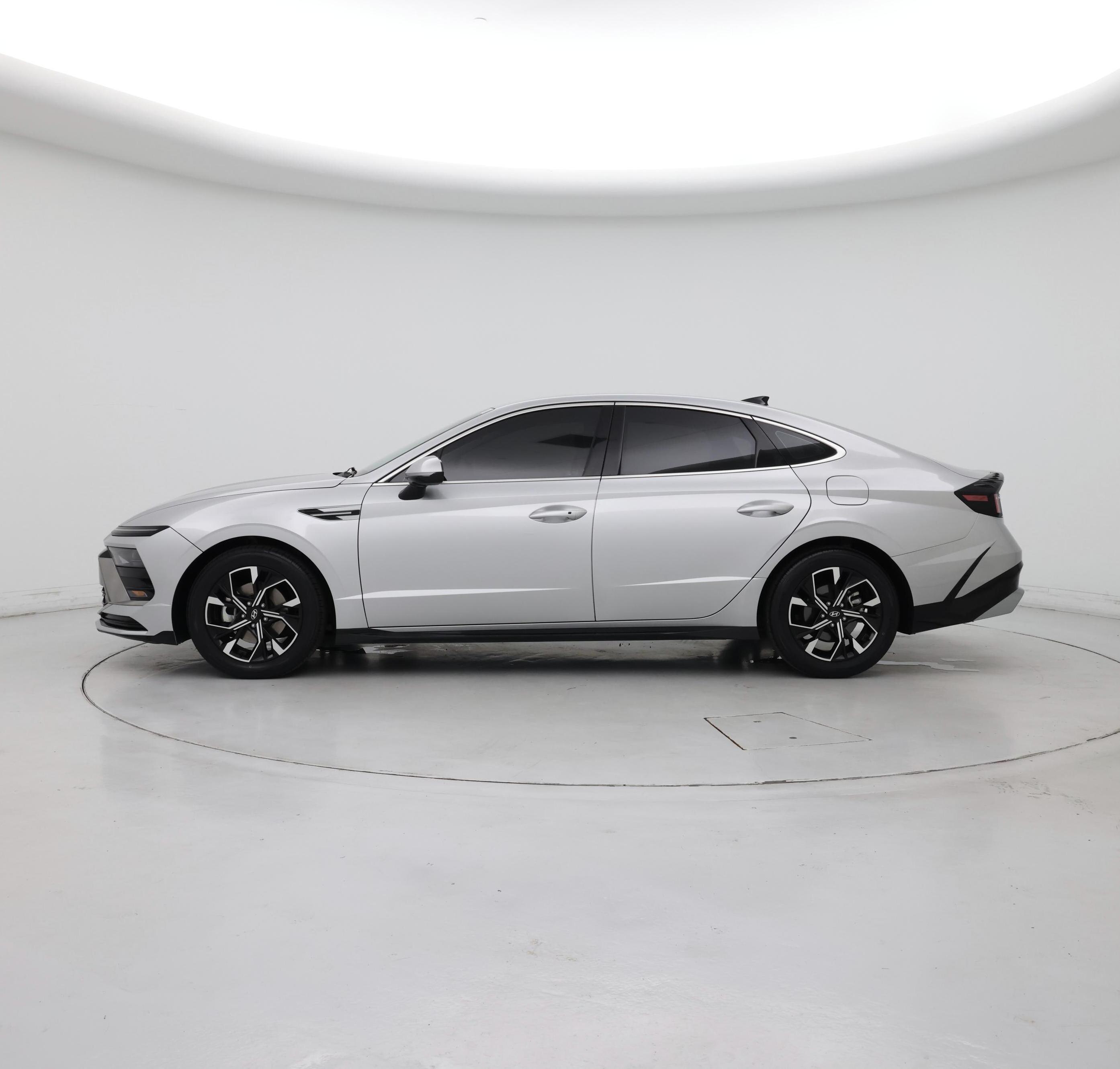 Thumbnail: 2025 Hyundai Sonata - 3