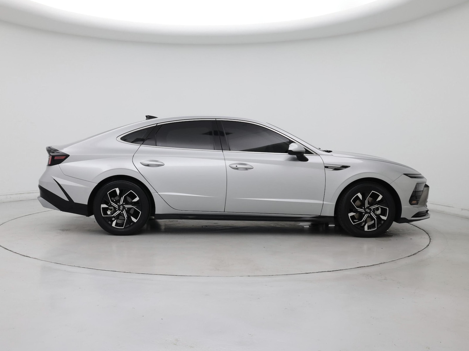 2025 Hyundai Sonata SEL - Photo 8