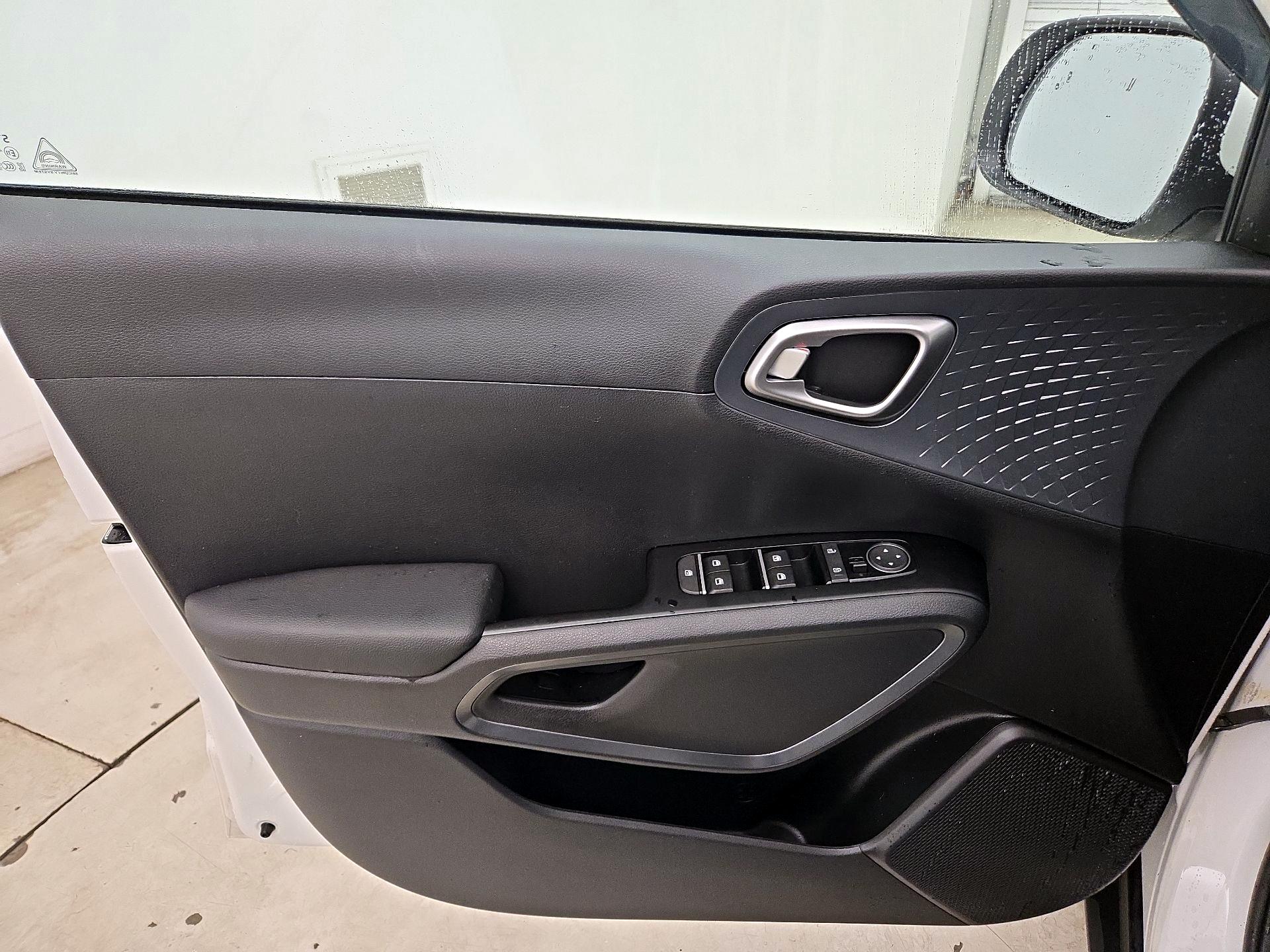 Thumbnail: 2021 Kia Soul - 12