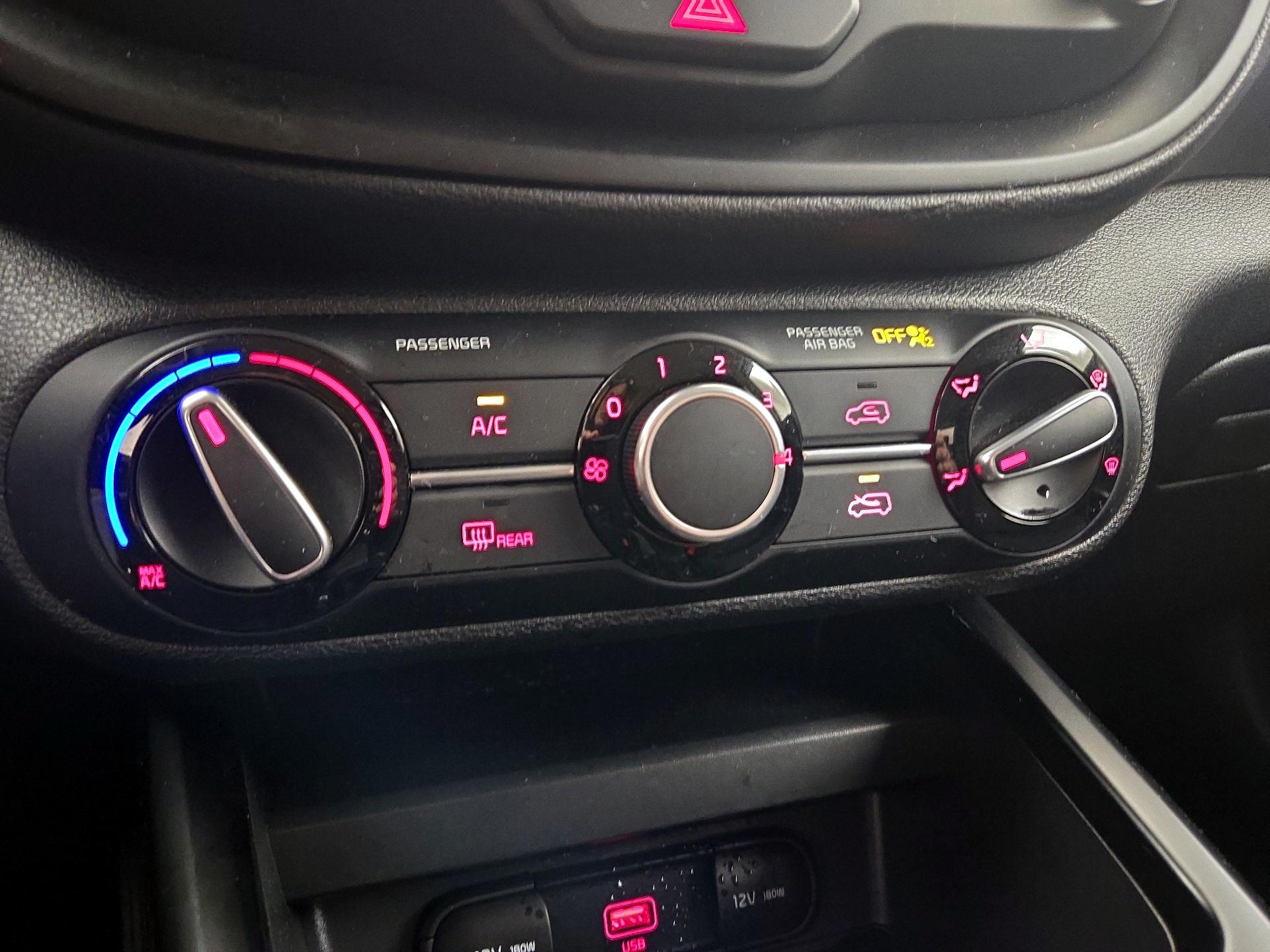 Thumbnail: 2021 Kia Soul - 15