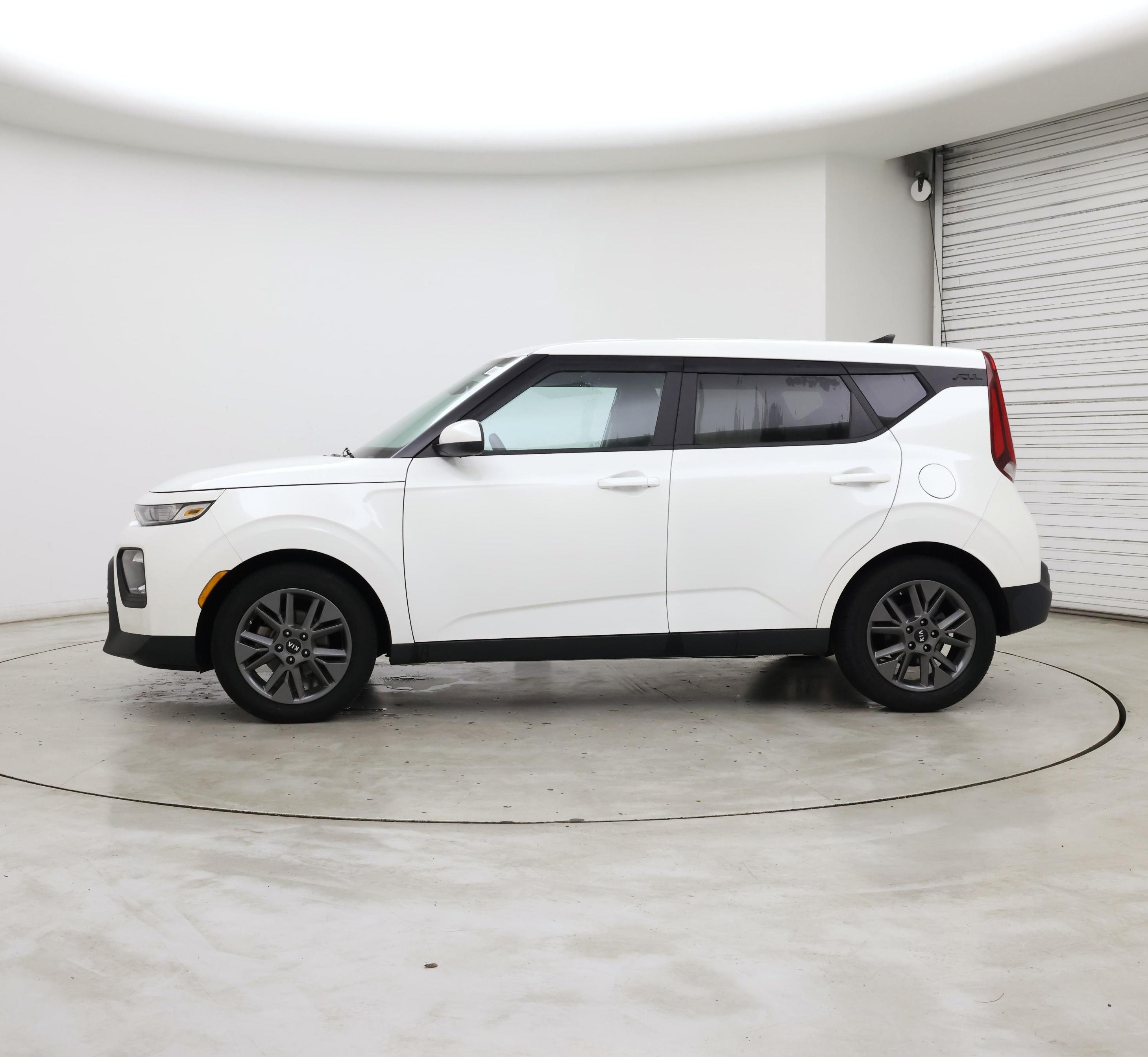Thumbnail: 2021 Kia Soul - 3