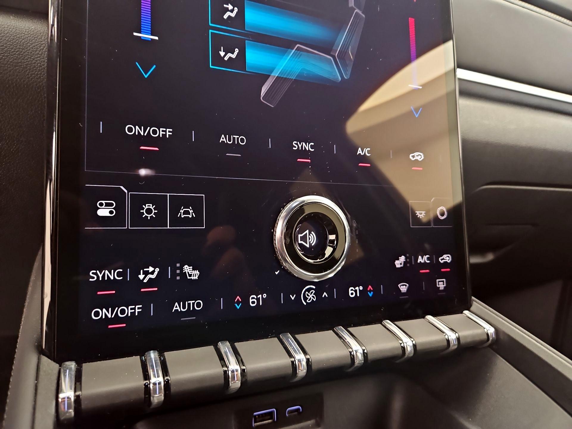 Thumbnail: 2025 GMC Terrain - 16