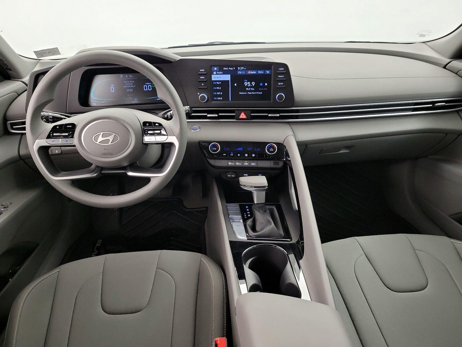 Thumbnail: 2025 Hyundai Elantra - 9