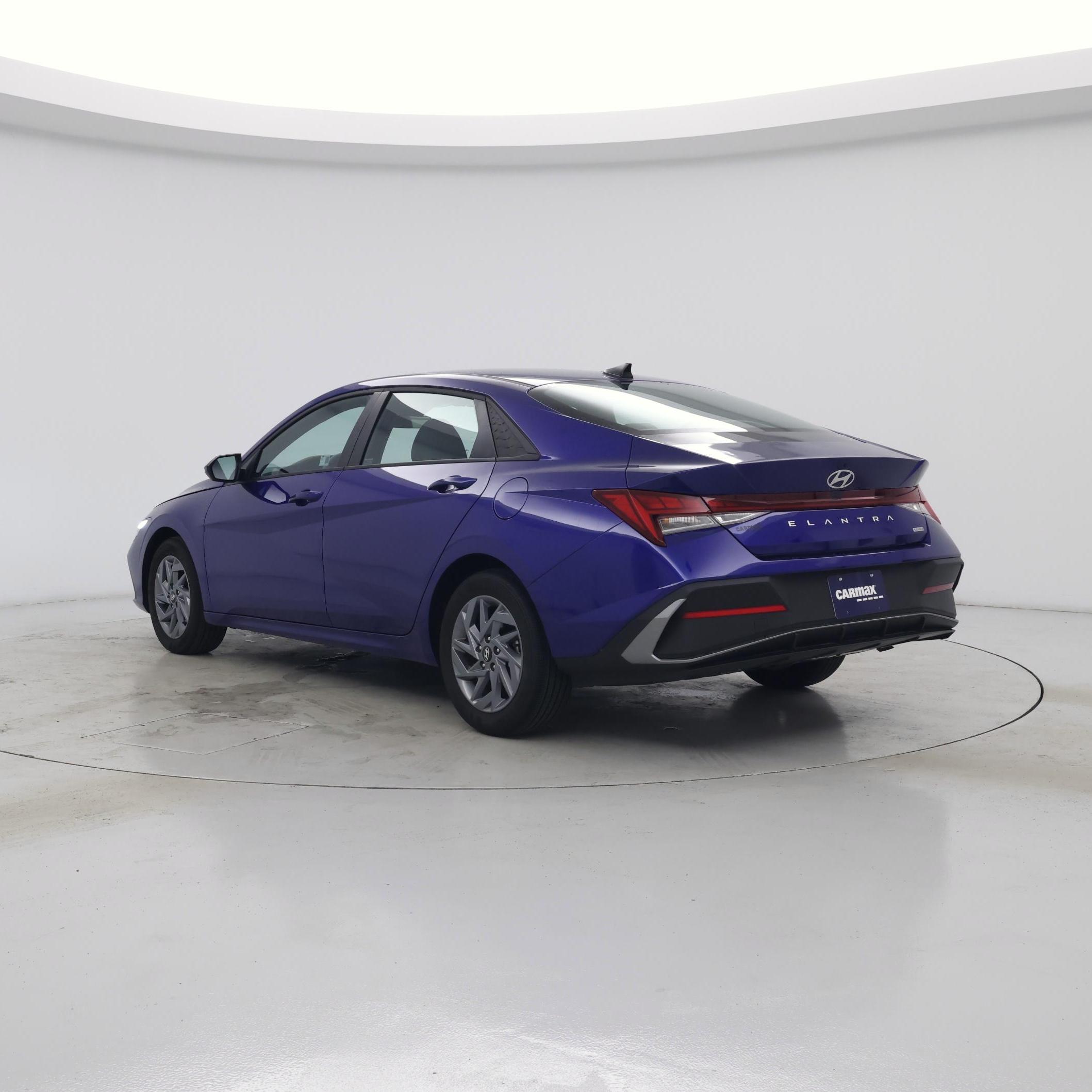 Thumbnail: 2025 Hyundai Elantra - 2