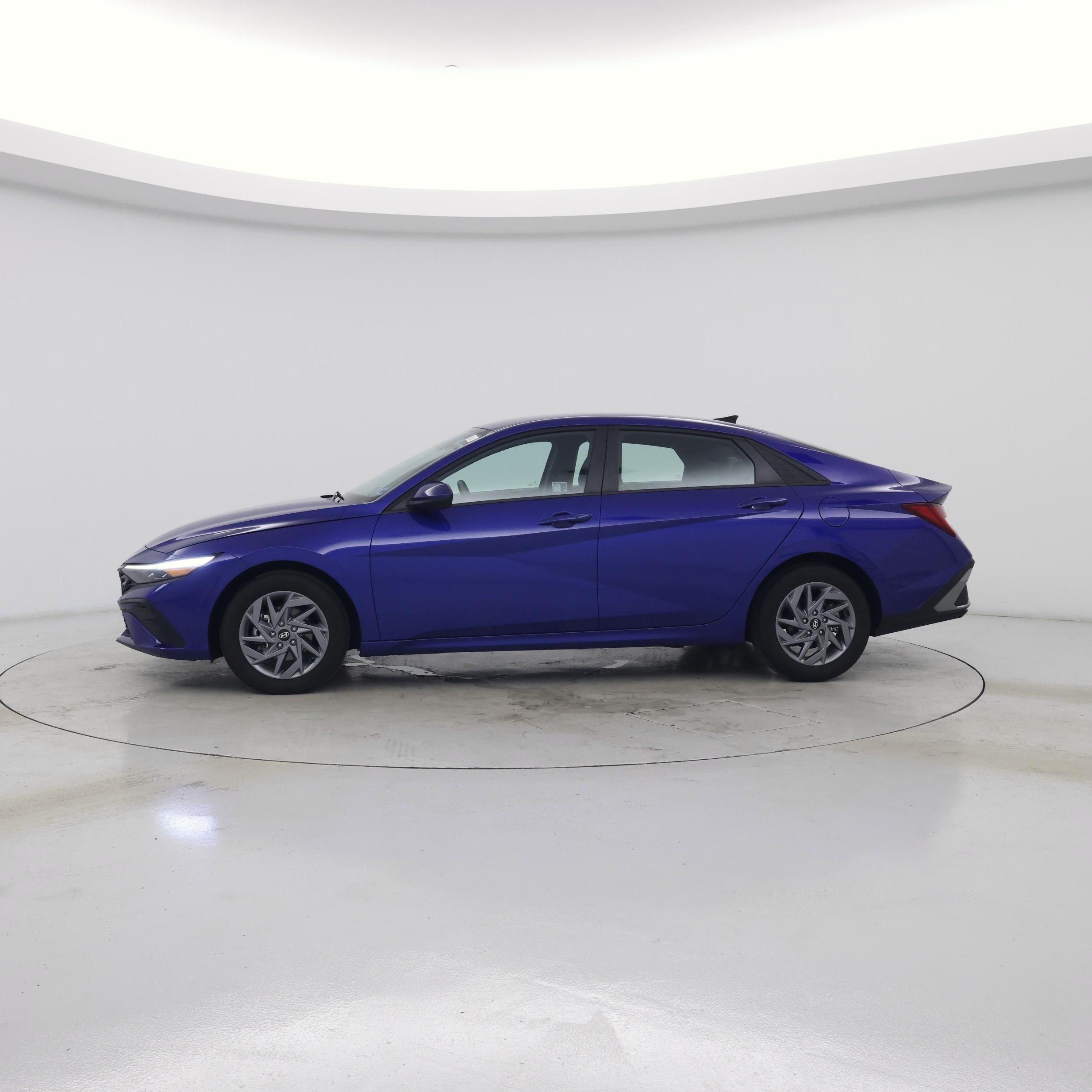 Thumbnail: 2025 Hyundai Elantra - 3