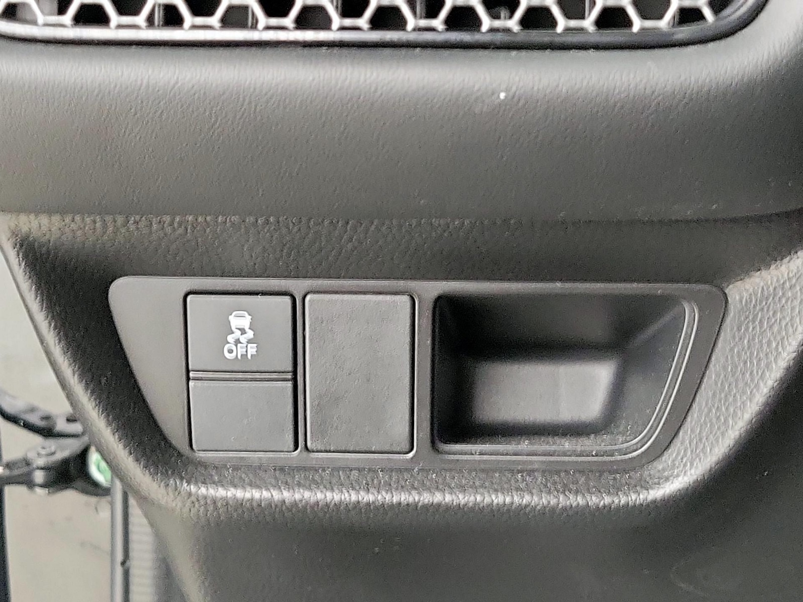 2025 Honda HR-V Sport - Photo 14