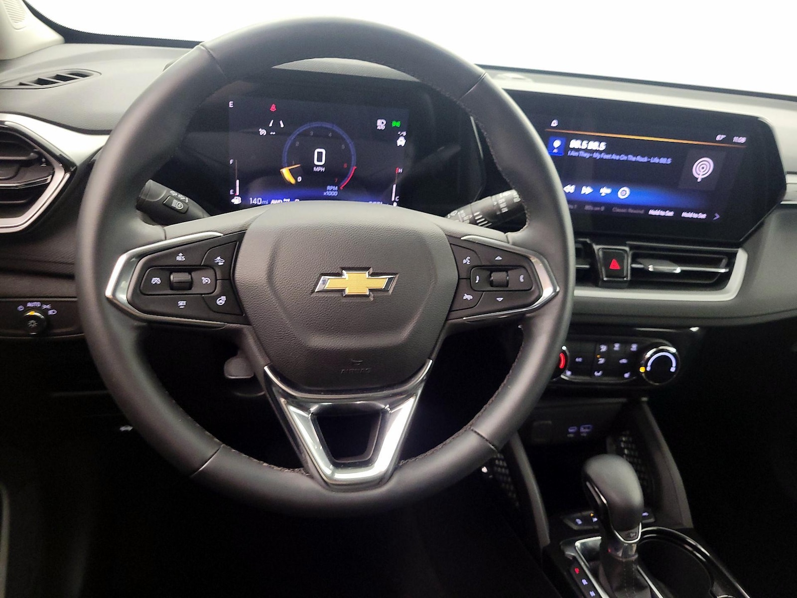 2024 Chevrolet TrailBlazer LT - Photo 11
