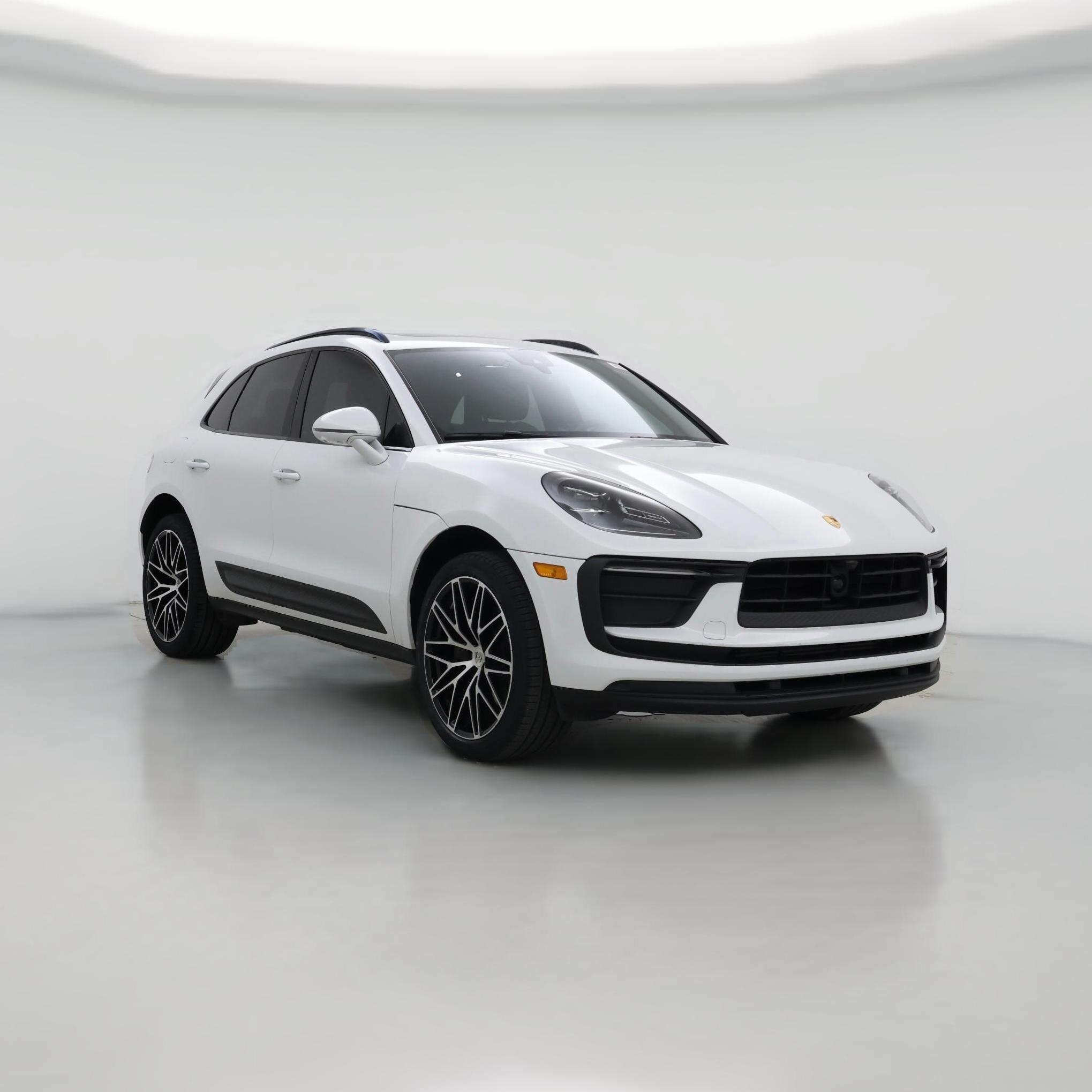 Thumbnail: 2022 Porsche Macan - 1
