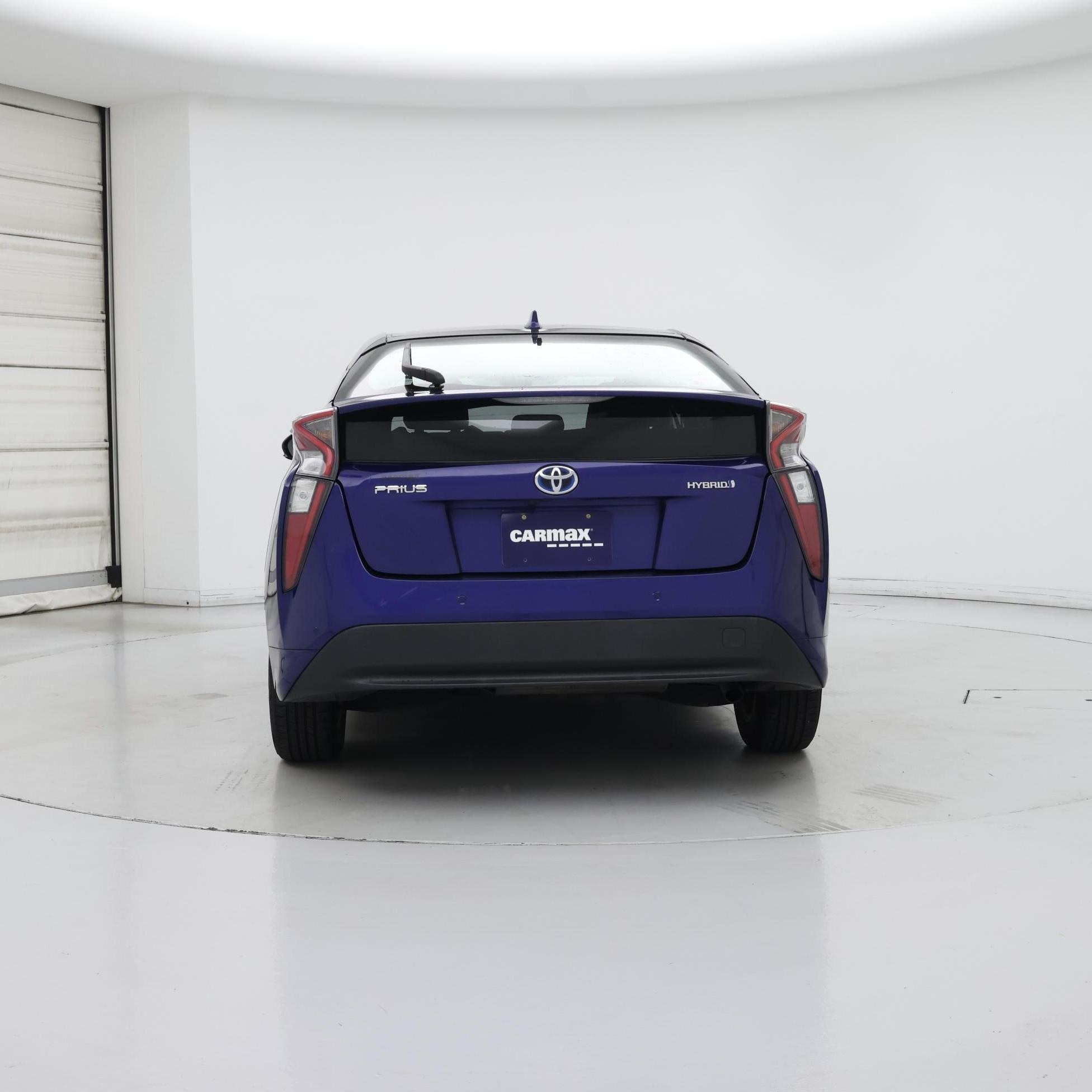 Thumbnail: 2018 Toyota Prius - 6