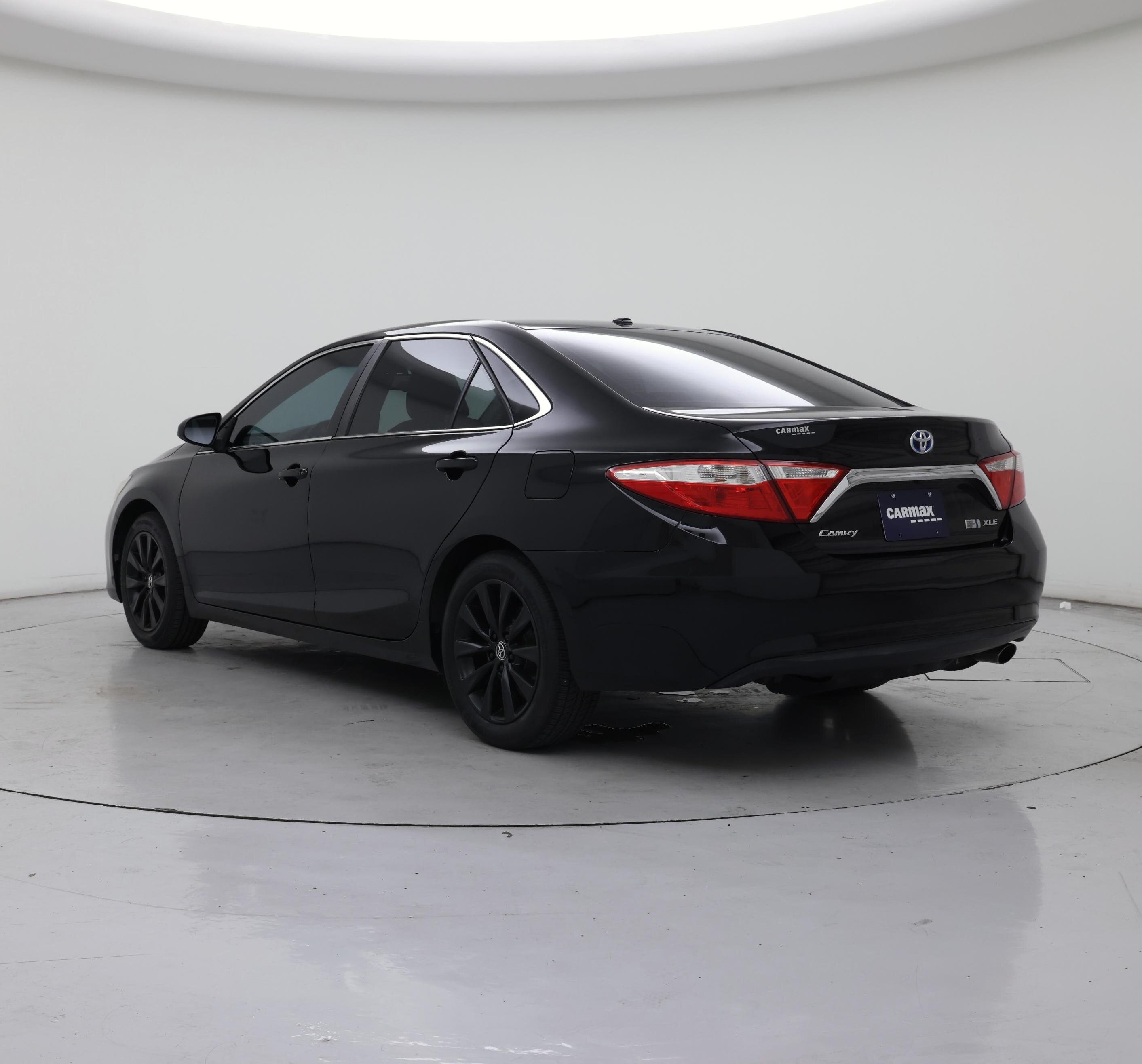 Thumbnail: 2015 Toyota Camry - 2