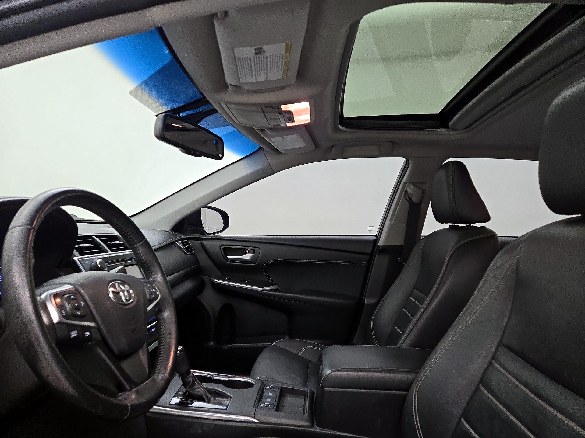 Thumbnail: 2015 Toyota Camry - 19
