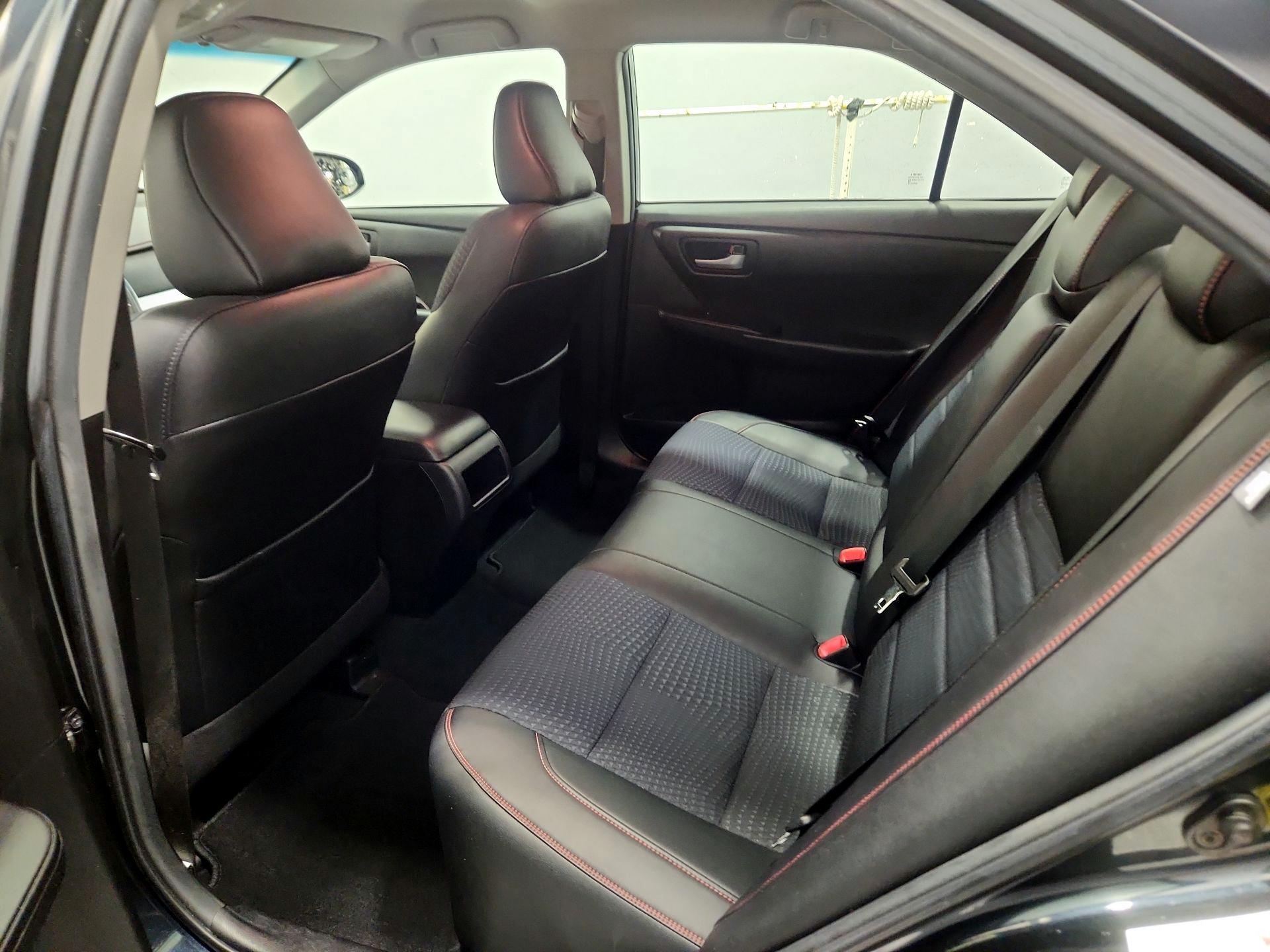 Thumbnail: 2015 Toyota Camry - 19