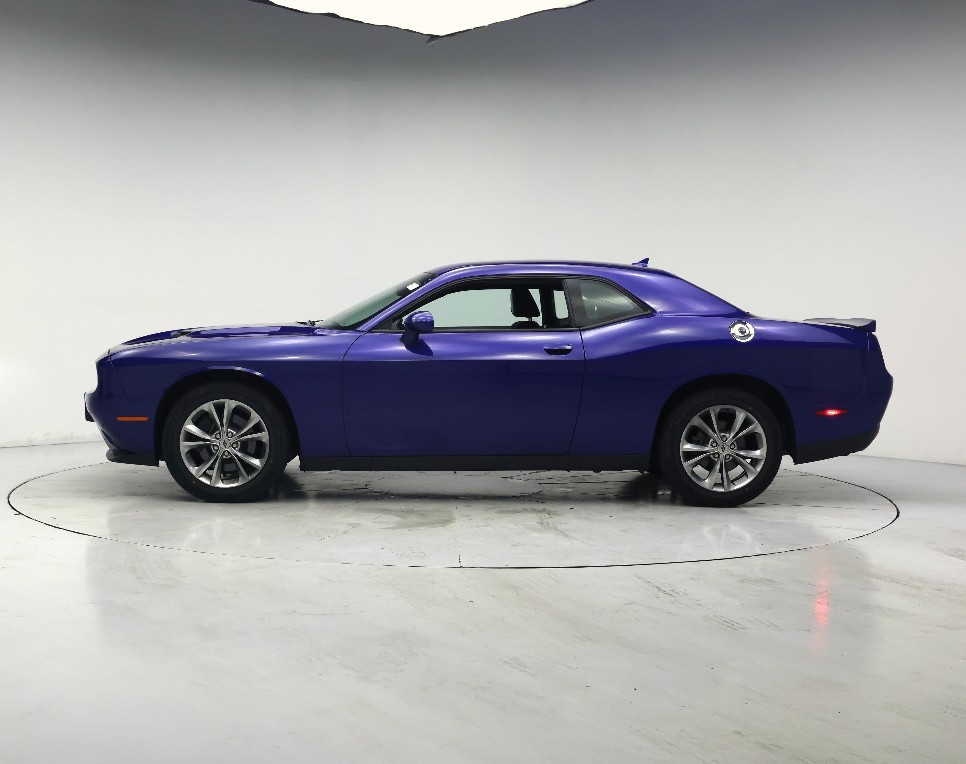 Thumbnail: 2020 Dodge Challenger - 3