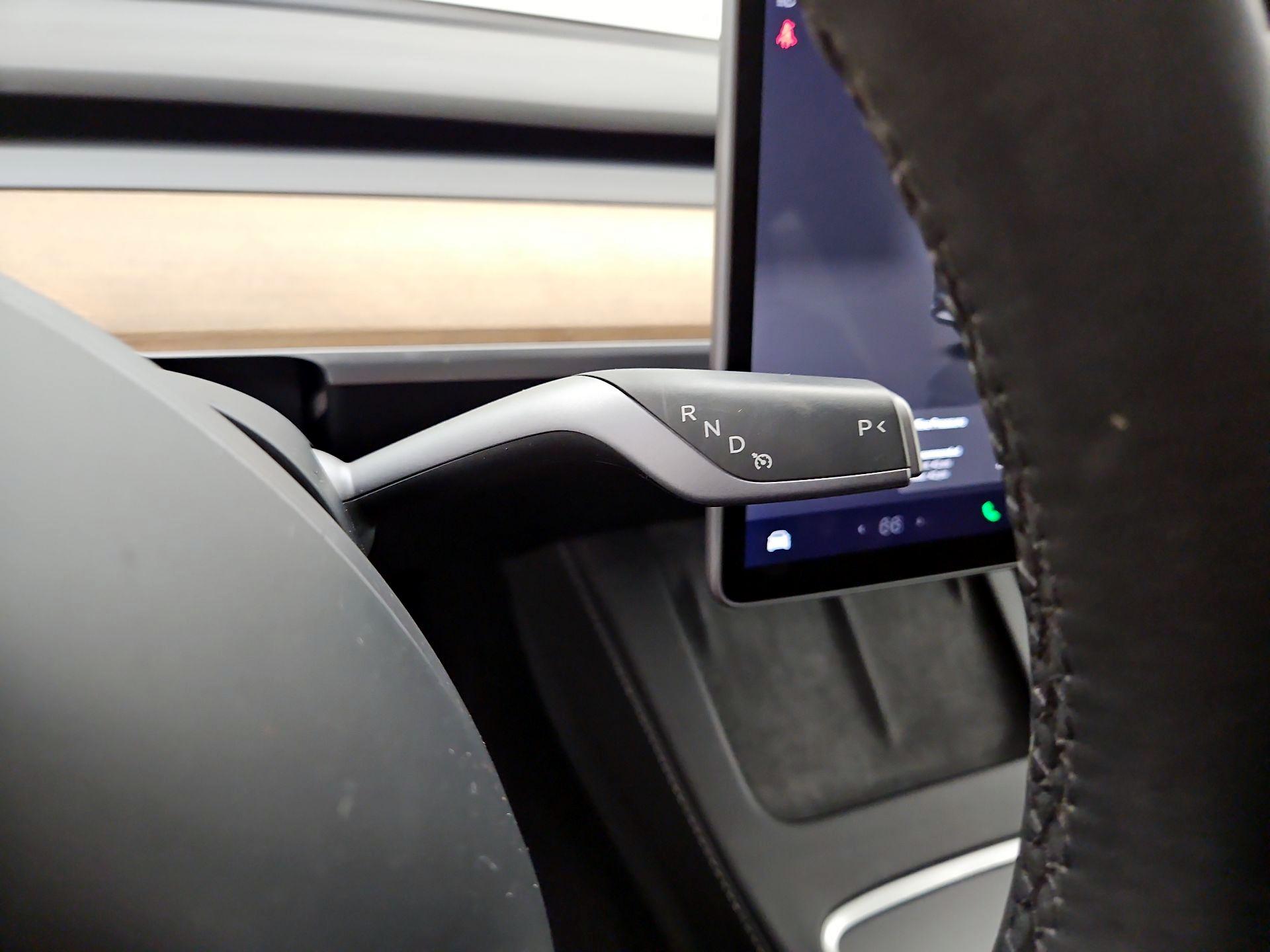 Thumbnail: 2025 Tesla Model Y - 18