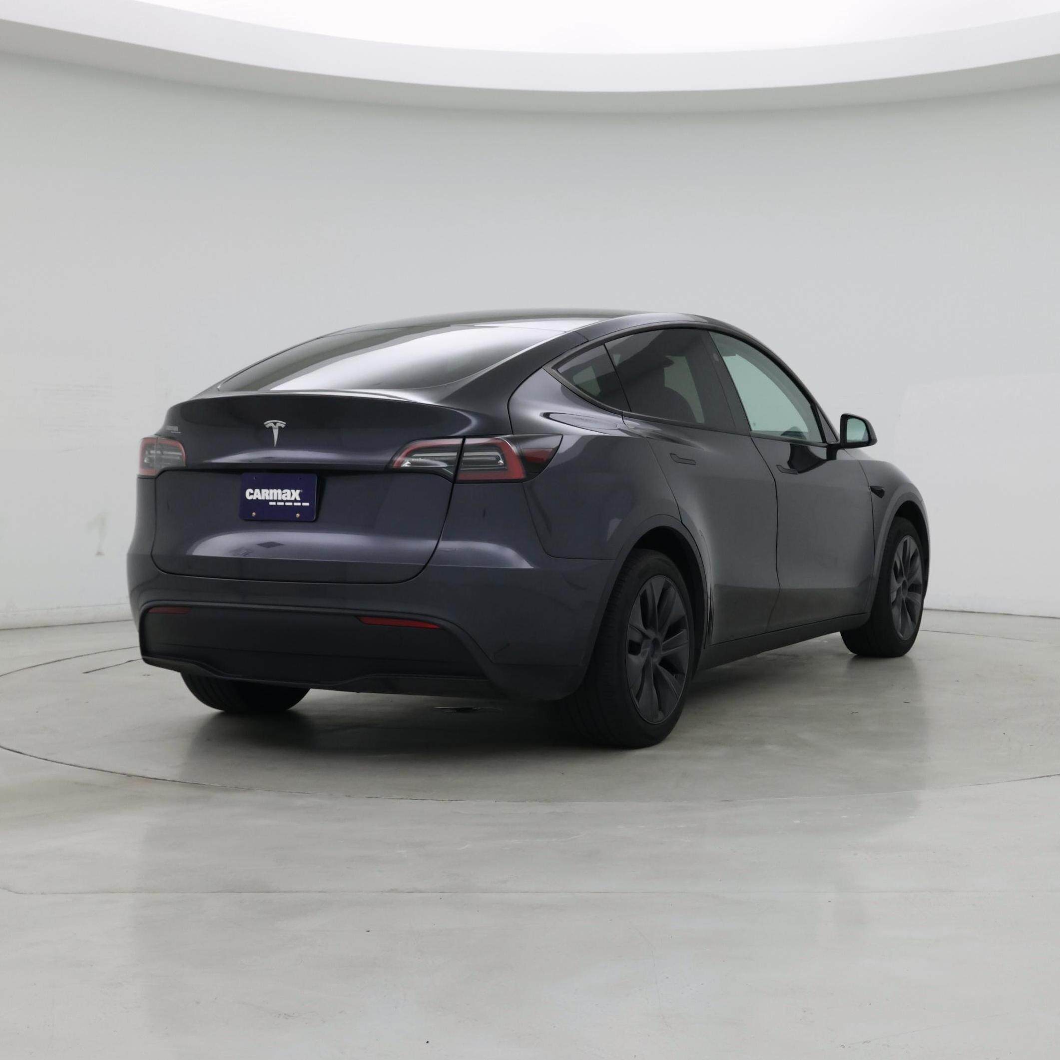 Thumbnail: 2025 Tesla Model Y - 8