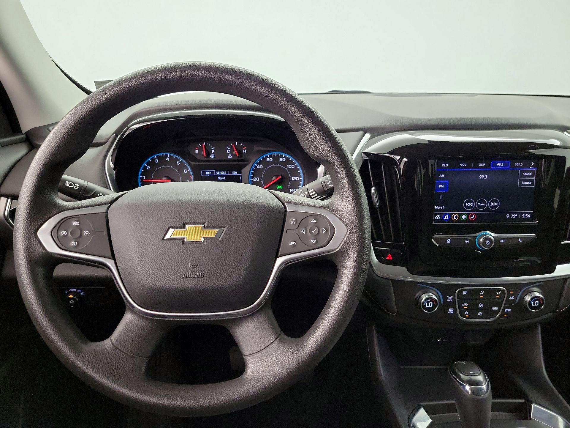 Thumbnail: 2020 Chevrolet Traverse - 10