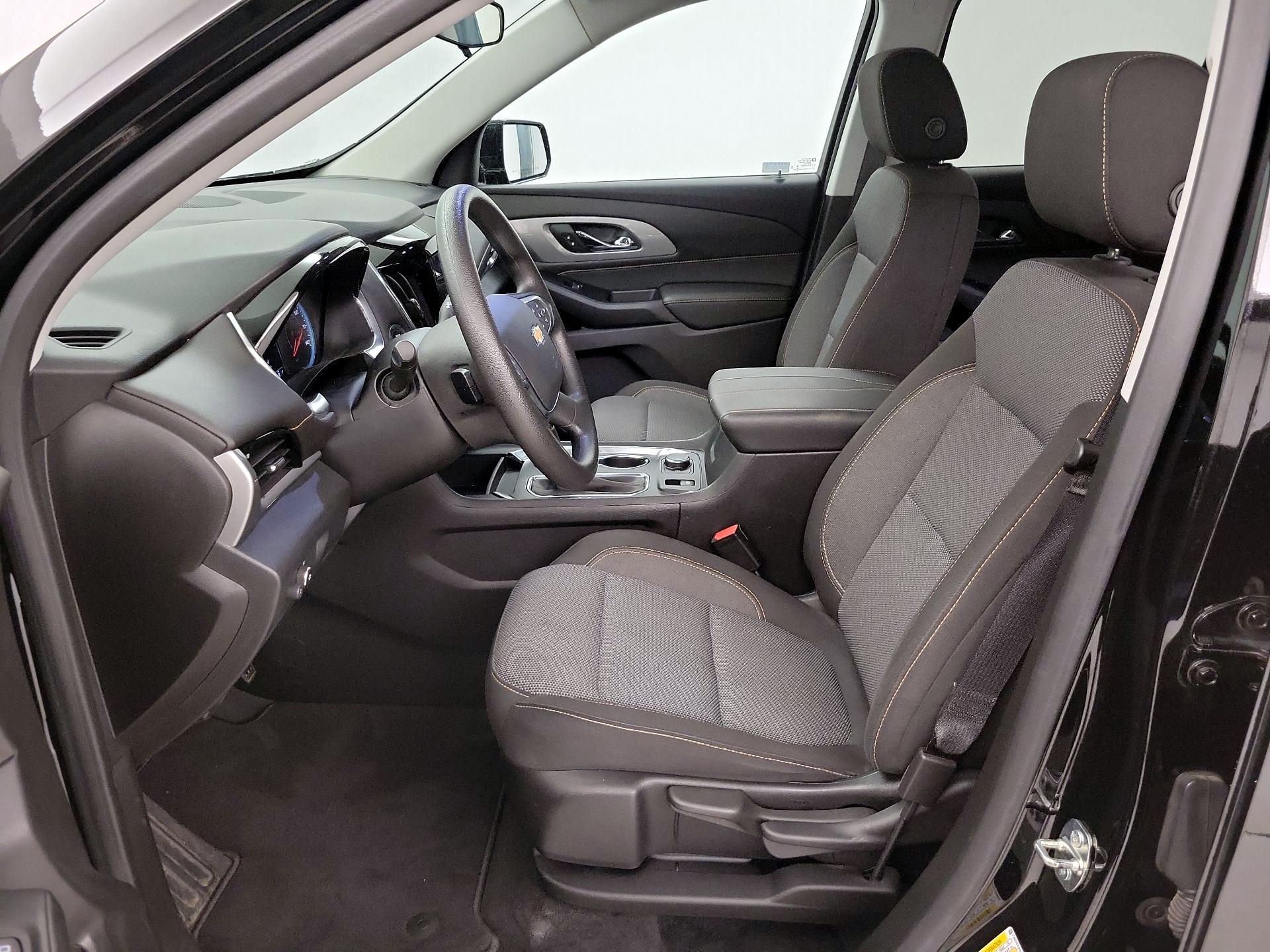 Thumbnail: 2020 Chevrolet Traverse - 11