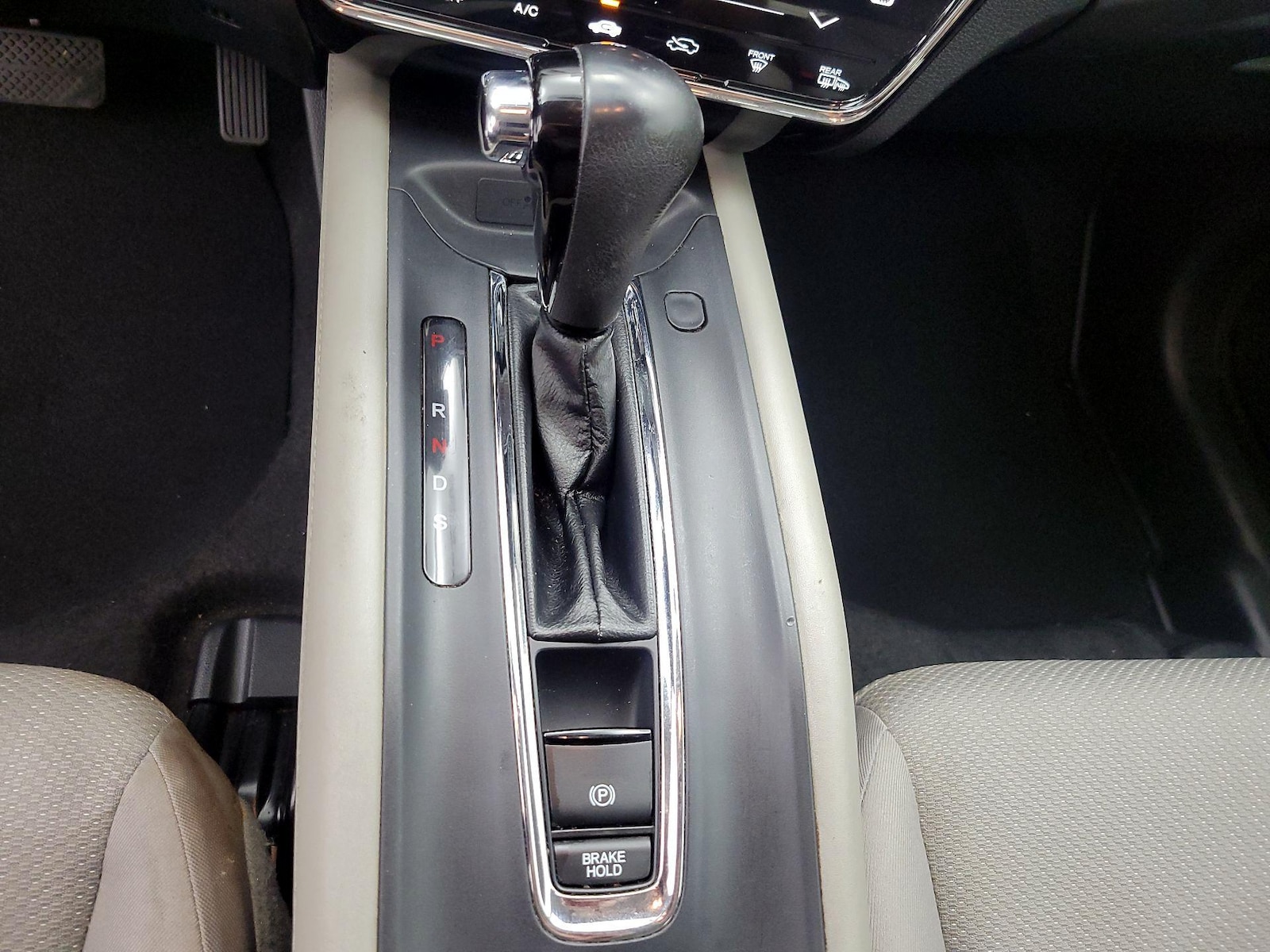 2017 Honda HR-V EX - Photo 18