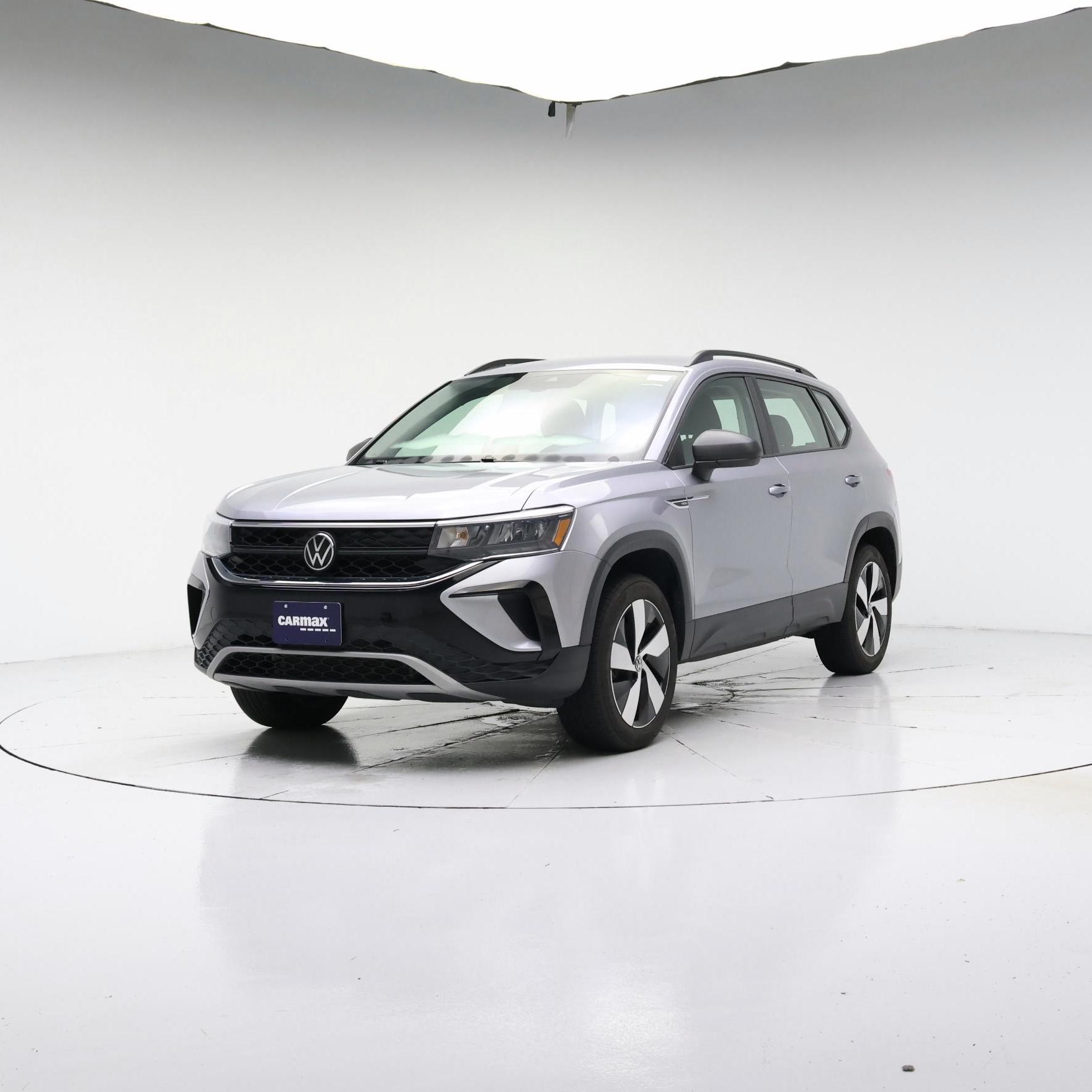 Thumbnail: 2023 Volkswagen Taos - 4
