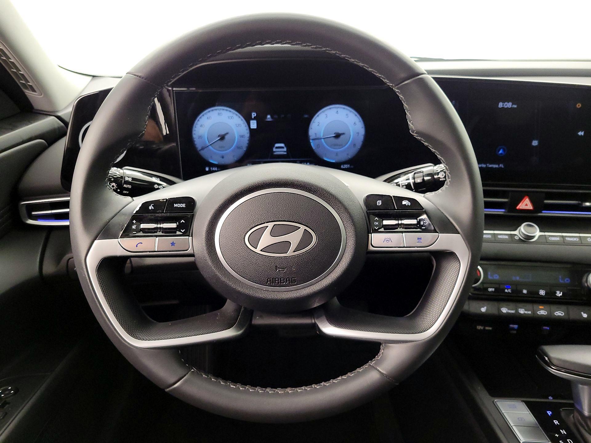 Thumbnail: 2025 Hyundai Elantra - 10