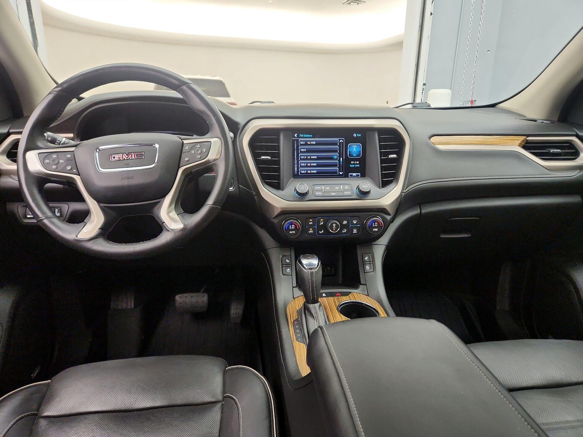 Thumbnail: 2017 GMC Acadia - 9