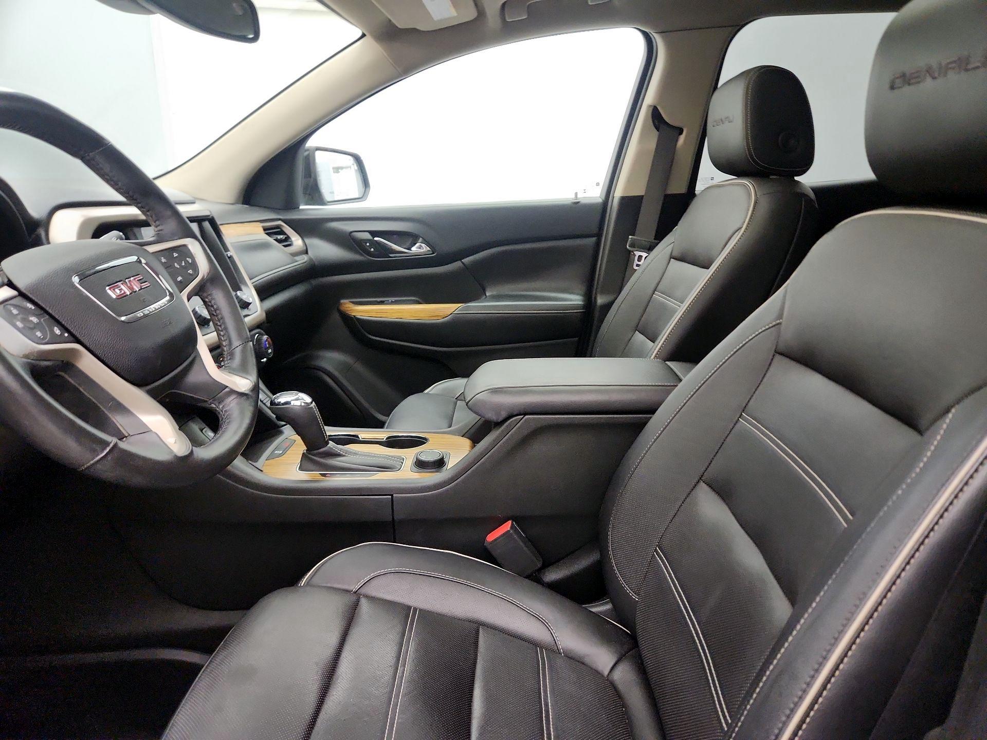 Thumbnail: 2017 GMC Acadia - 11