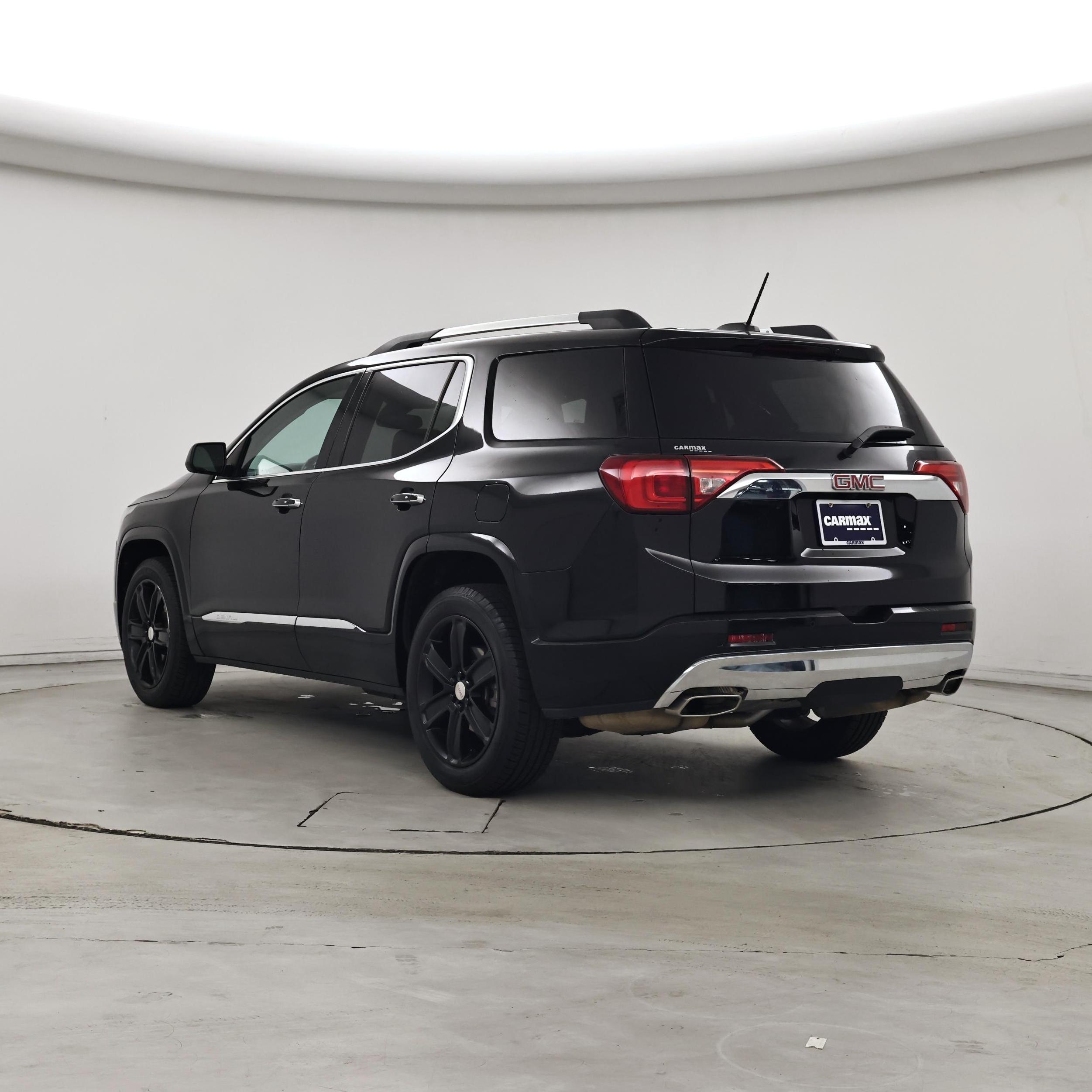 Thumbnail: 2017 GMC Acadia - 2