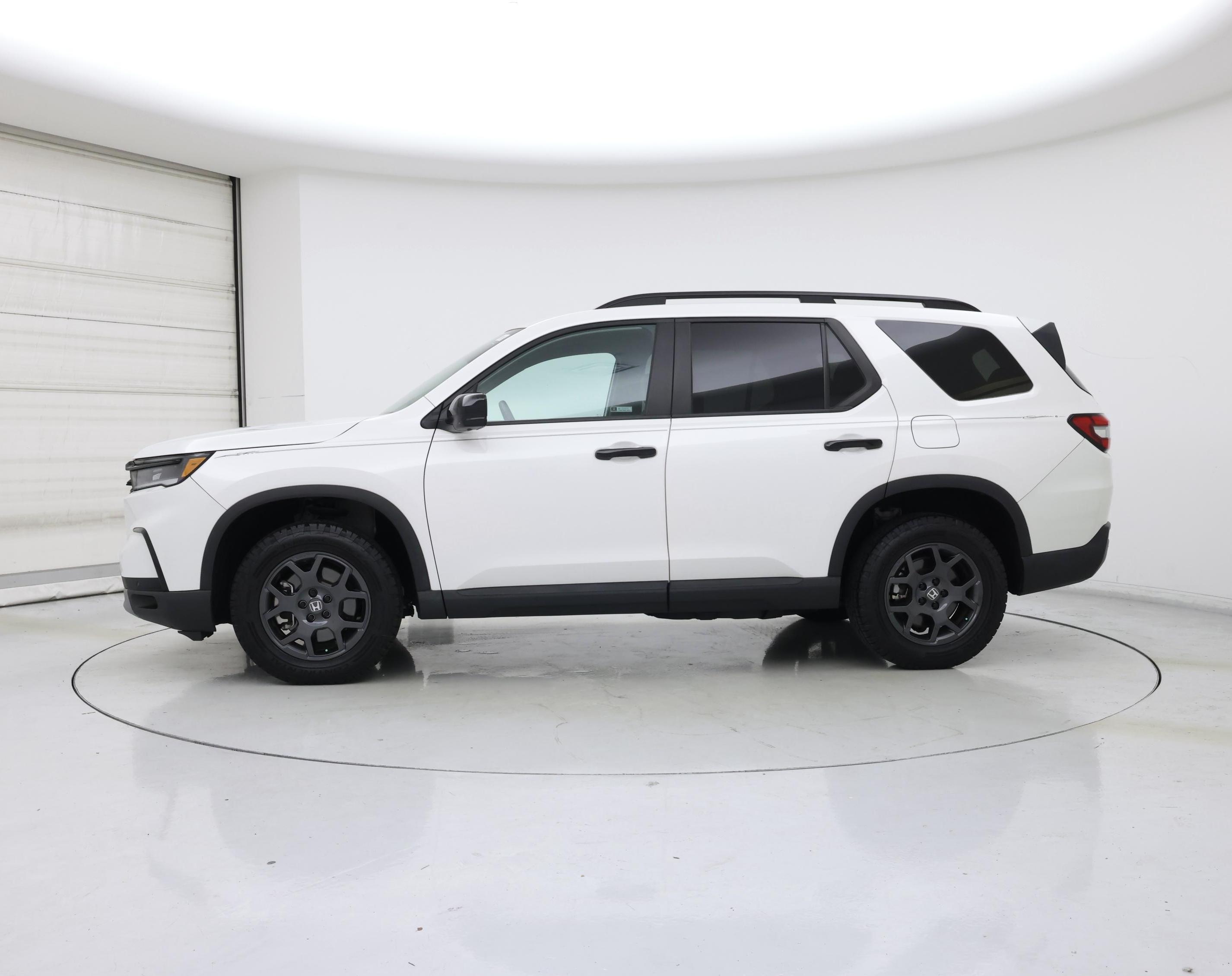 Thumbnail: 2024 Honda Pilot - 3
