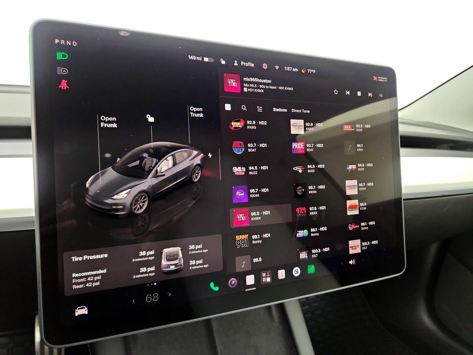 Thumbnail: 2022 Tesla Model 3 - 15
