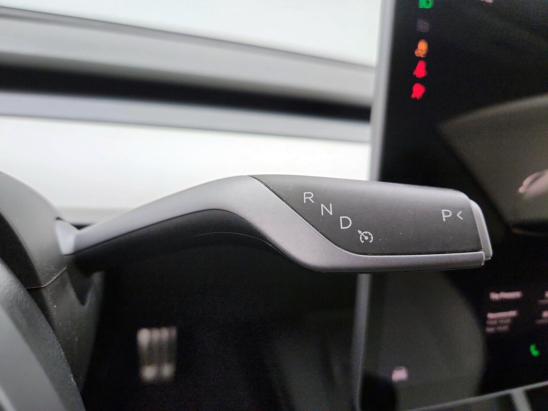 Thumbnail: 2022 Tesla Model 3 - 17