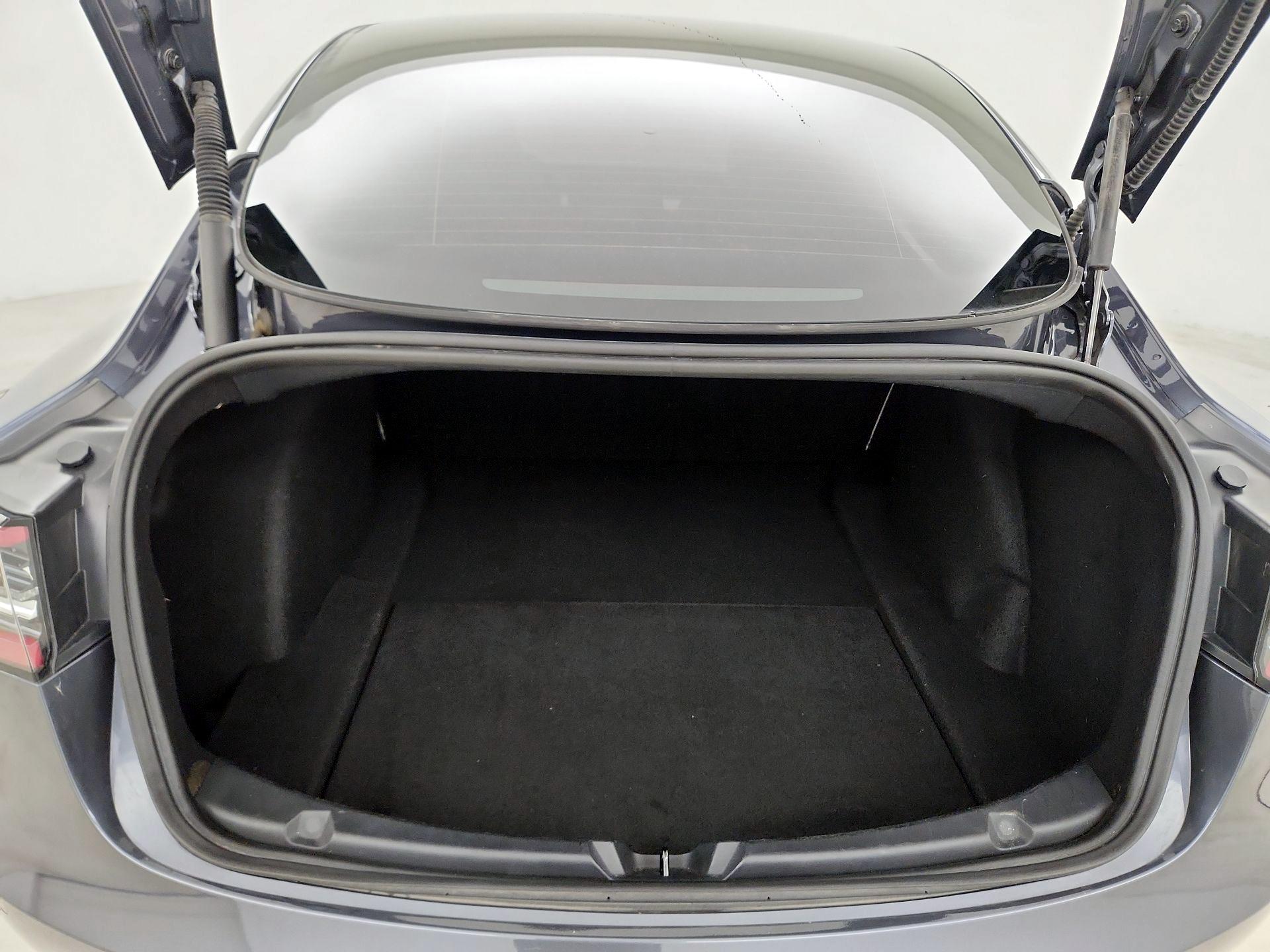Thumbnail: 2022 Tesla Model 3 - 20