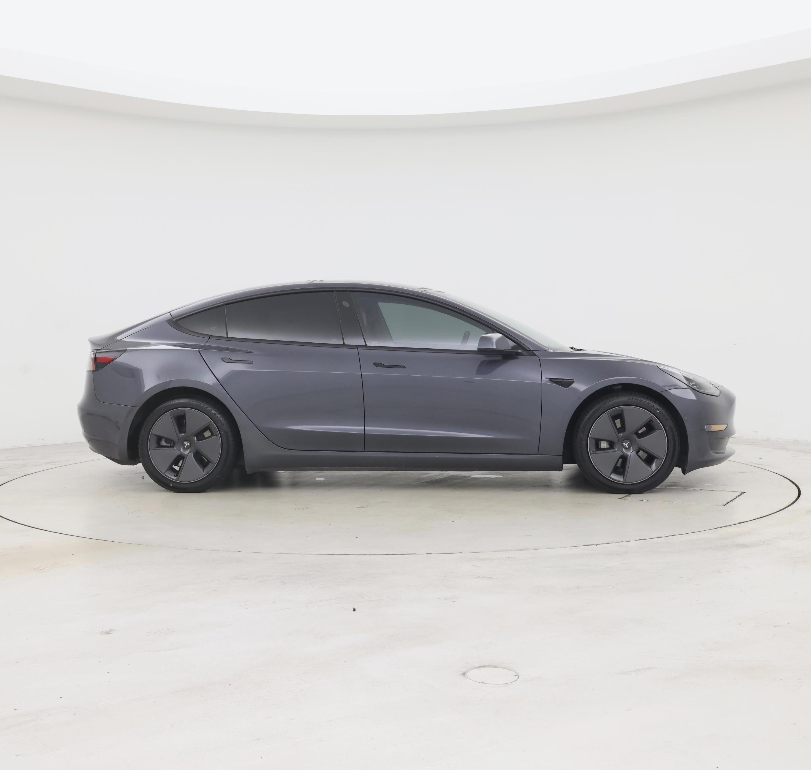 Thumbnail: 2022 Tesla Model 3 - 7