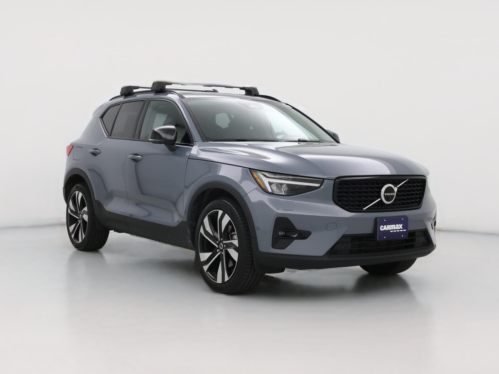 2023 Volvo XC40