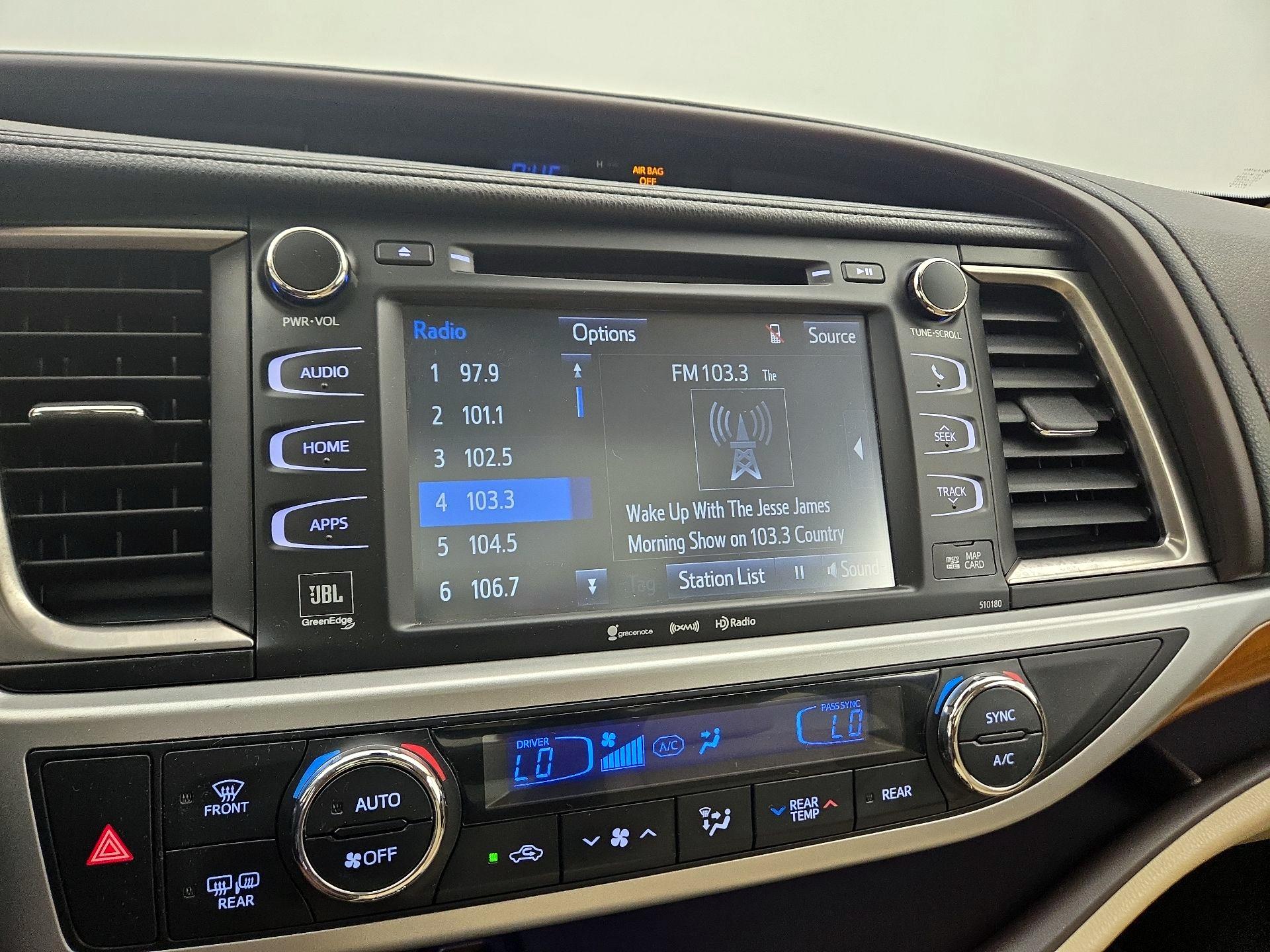 Thumbnail: 2017 Toyota Highlander - 15