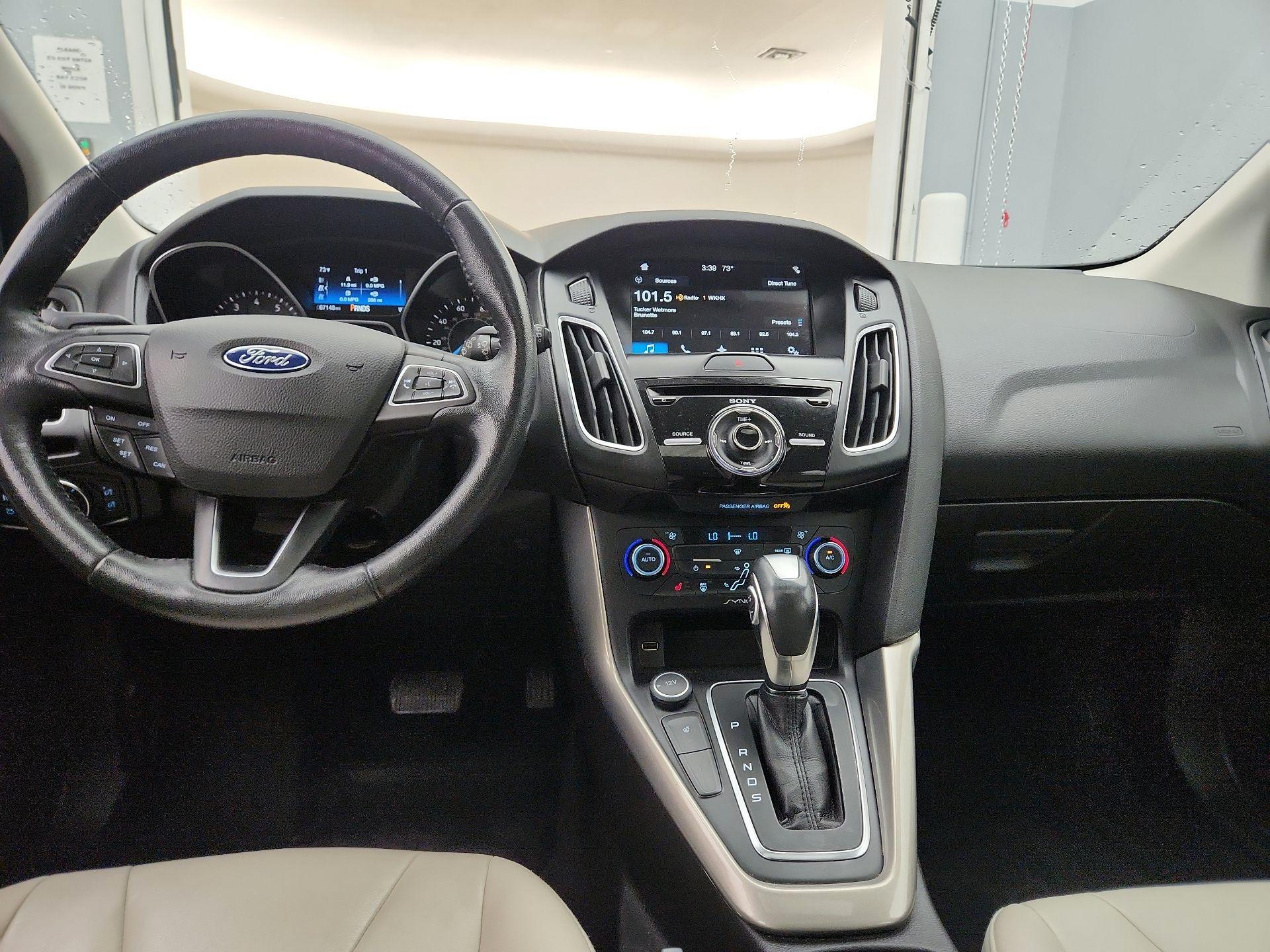 Thumbnail: 2017 Ford Focus - 9